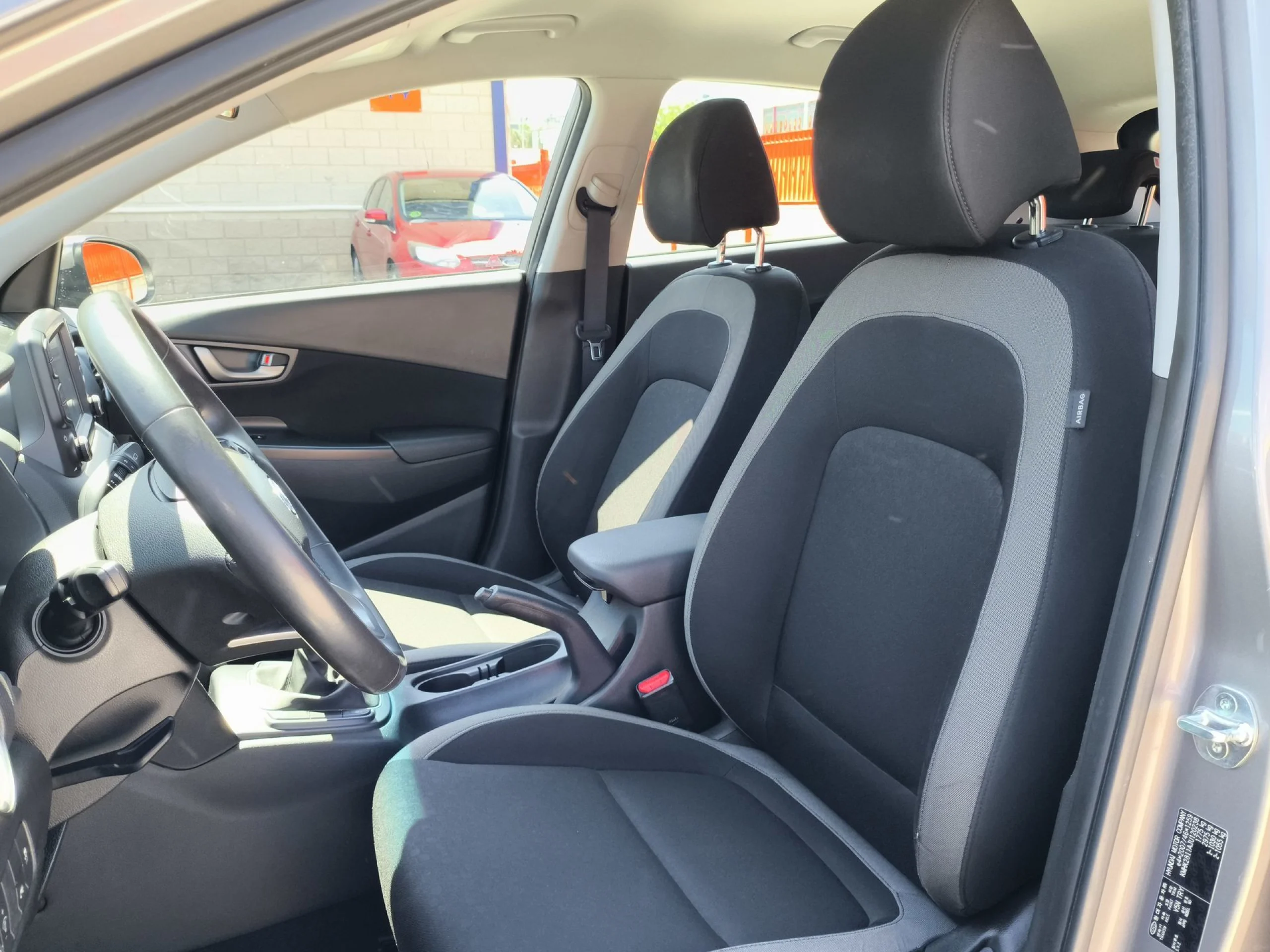 Hyundai Kona 1.0 TGDI Klass 4x2 88 kW (120 CV) - Foto 8
