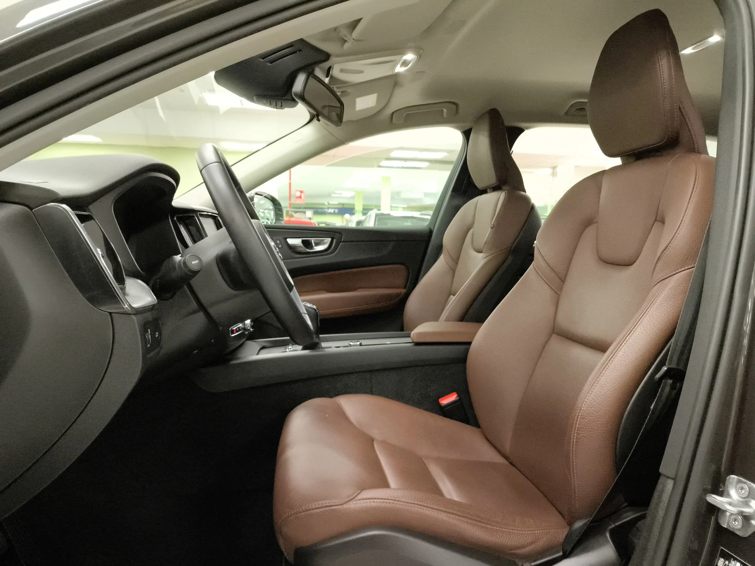 Volvo Xc60 D4 Momentum 140 kW (190 CV) - Foto 8