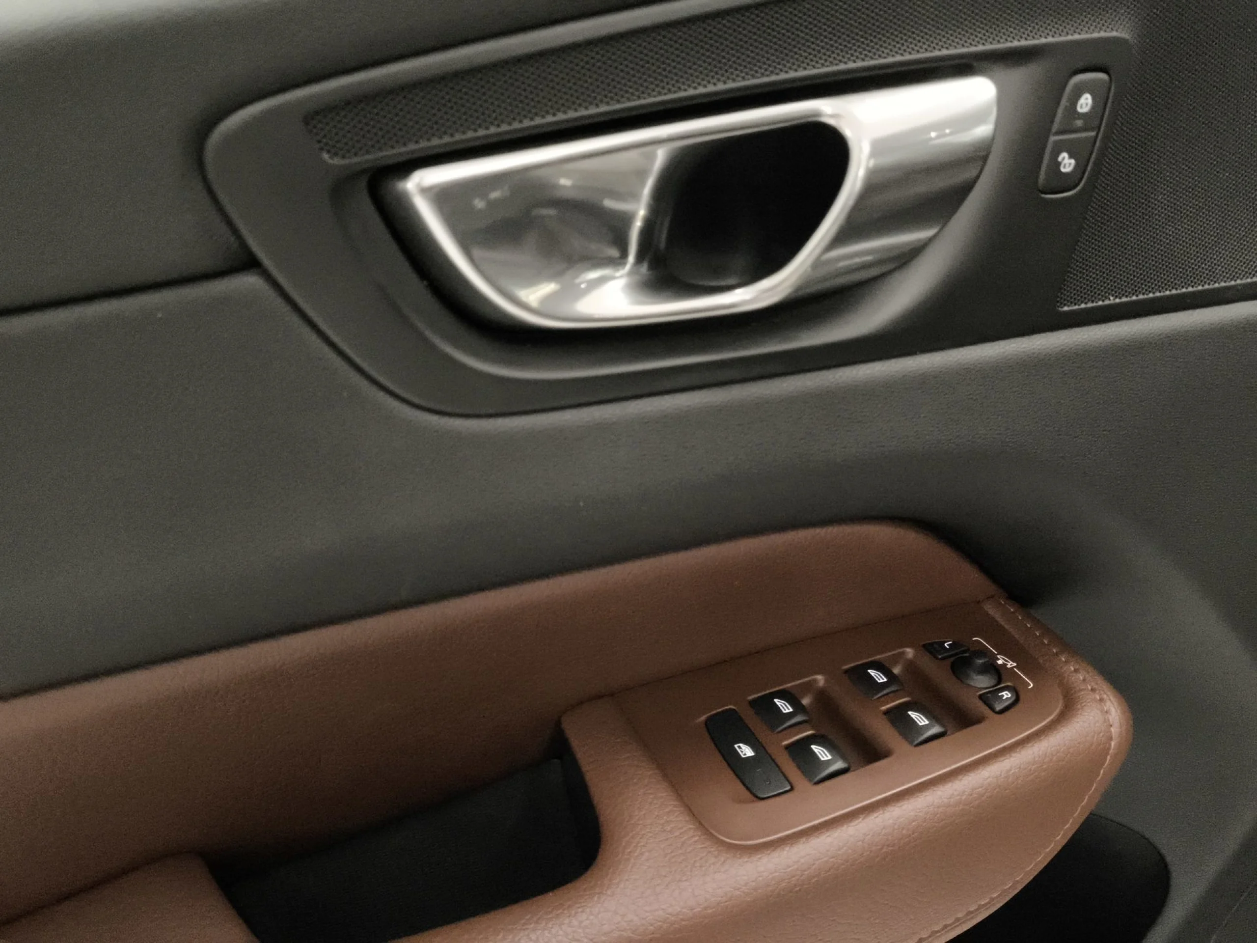 Volvo Xc60 D4 Momentum 140 kW (190 CV) - Foto 10