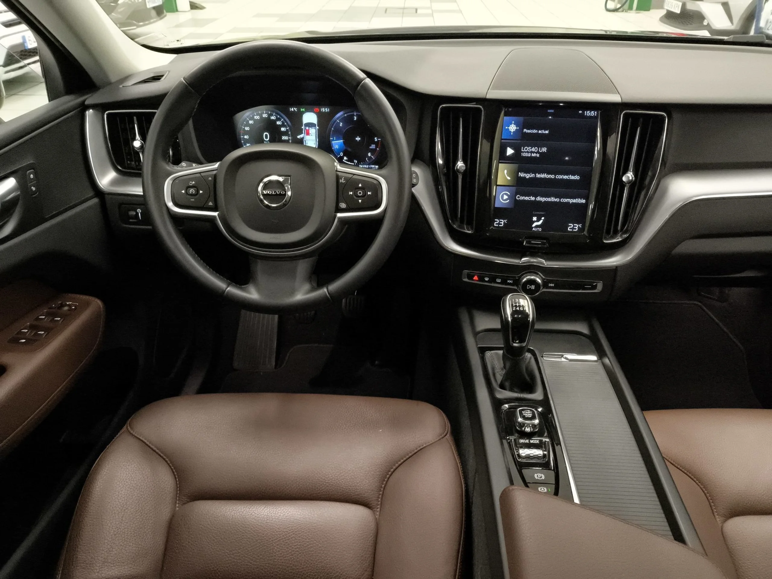 Volvo Xc60 D4 Momentum 140 kW (190 CV) - Foto 18