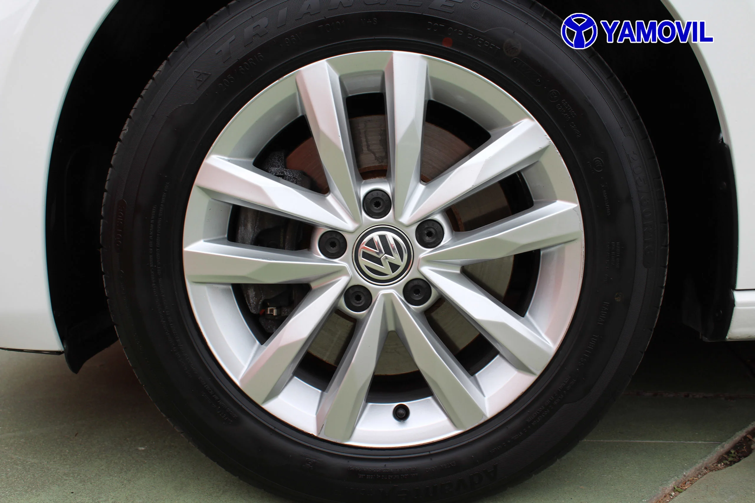 Volkswagen Touran Business 1.2 TSI 81 kW (110 CV) - Foto 12
