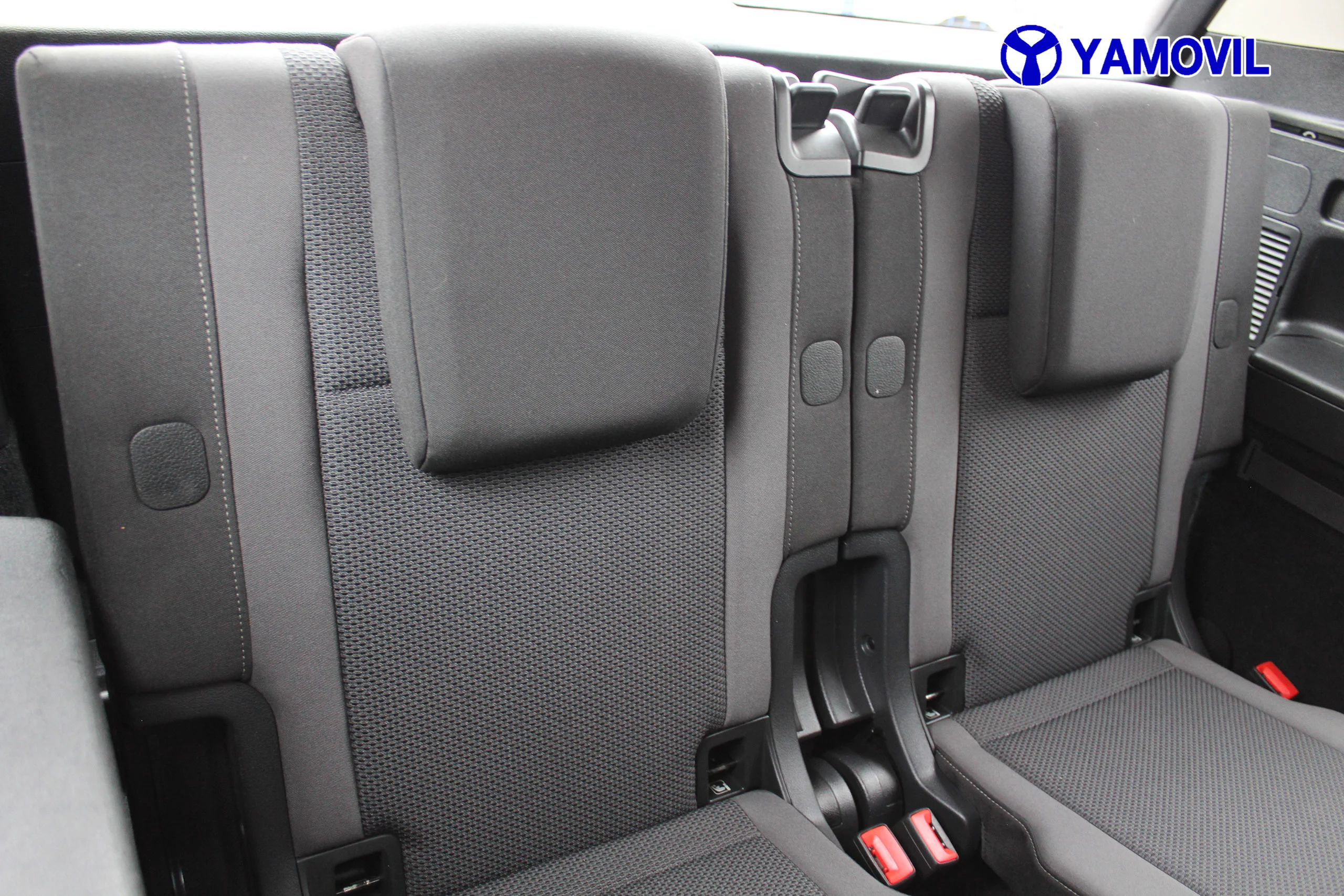 Volkswagen Touran Business 1.2 TSI 81 kW (110 CV) - Foto 22