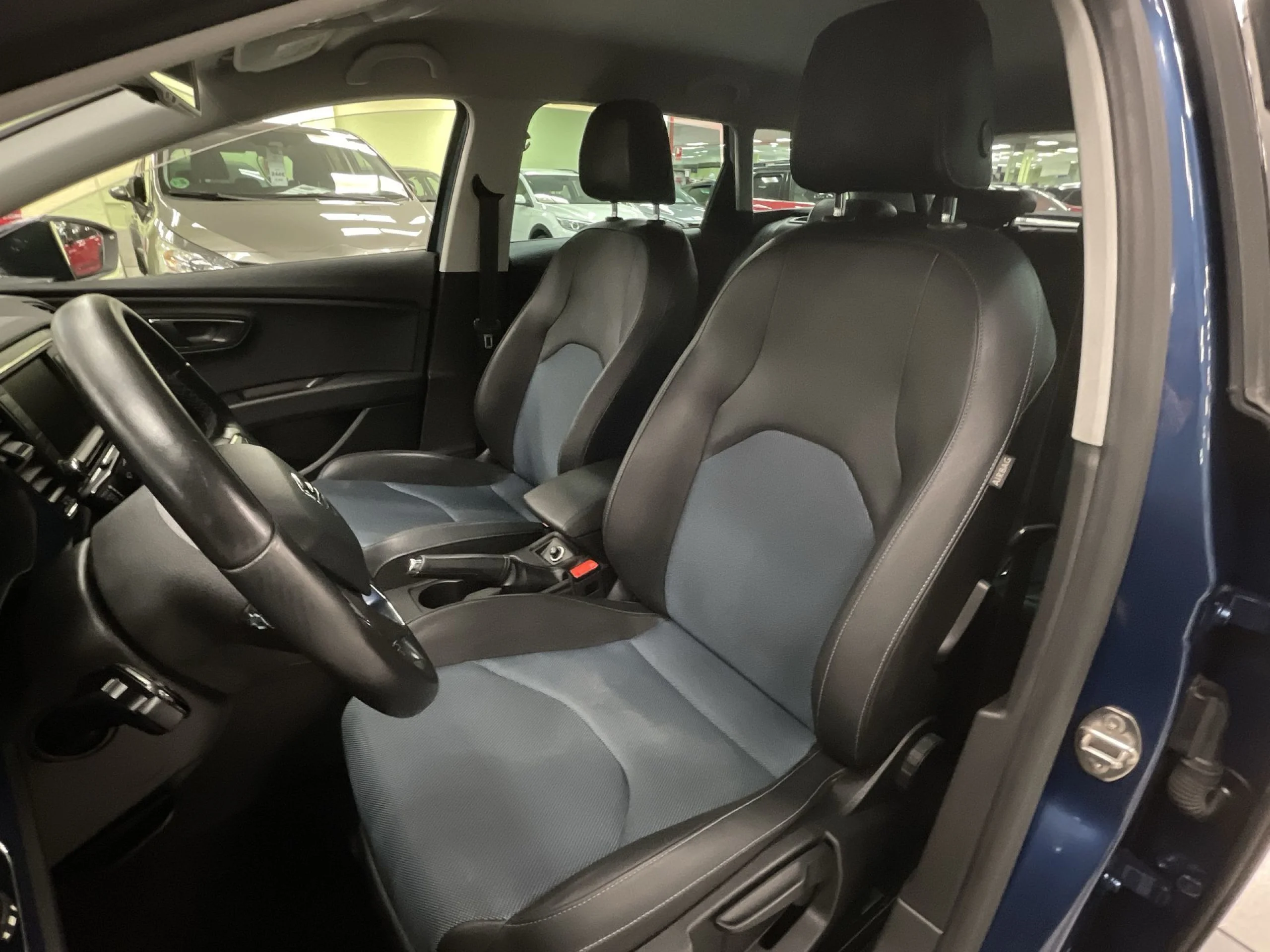 Seat Leon ST 1.6 TDI StANDSp Style 81 kW (110 CV) - Foto 8