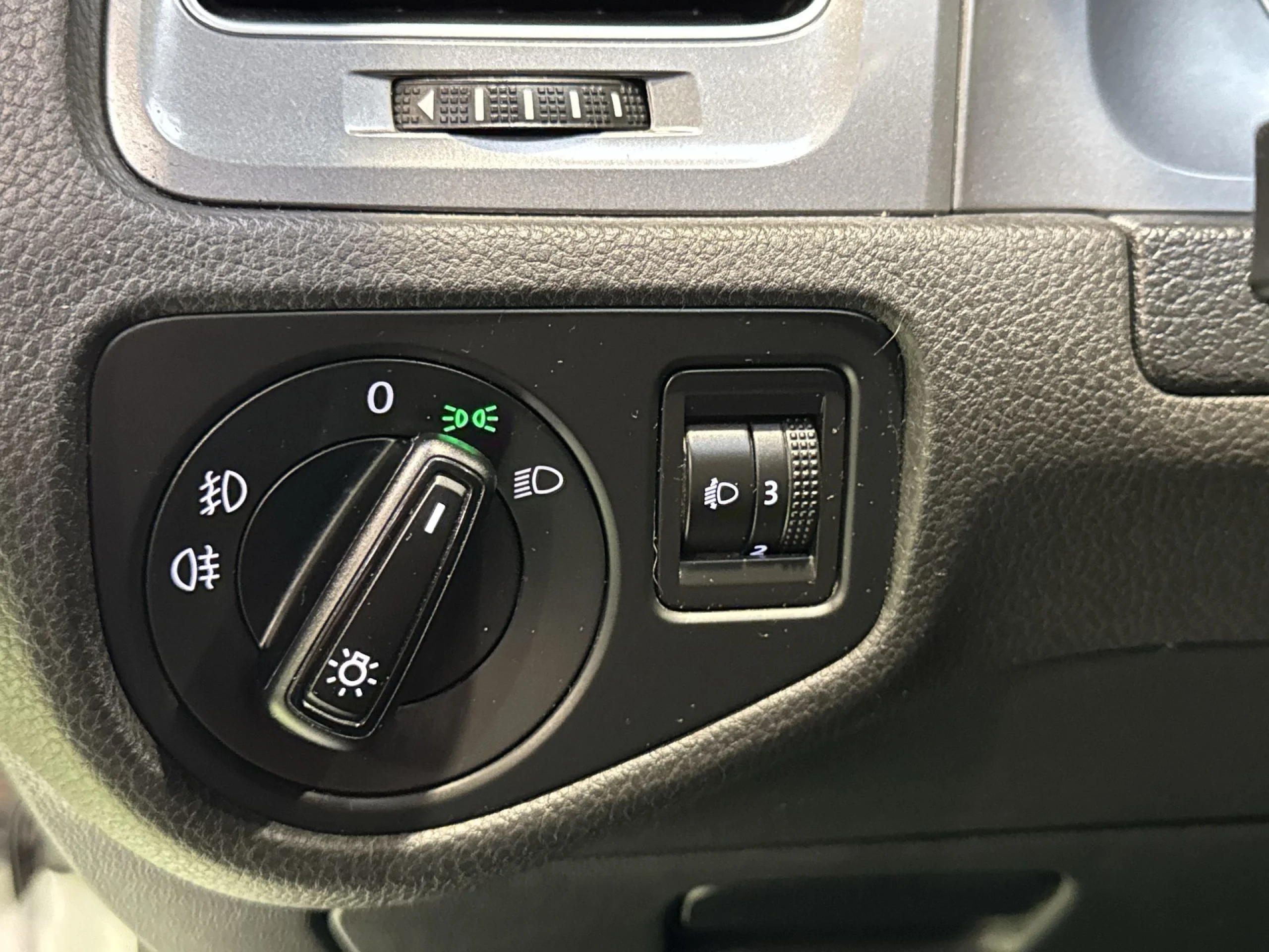 Volkswagen Golf Edition 1.6 TDI BMT 81 kW (110 CV) - Foto 12