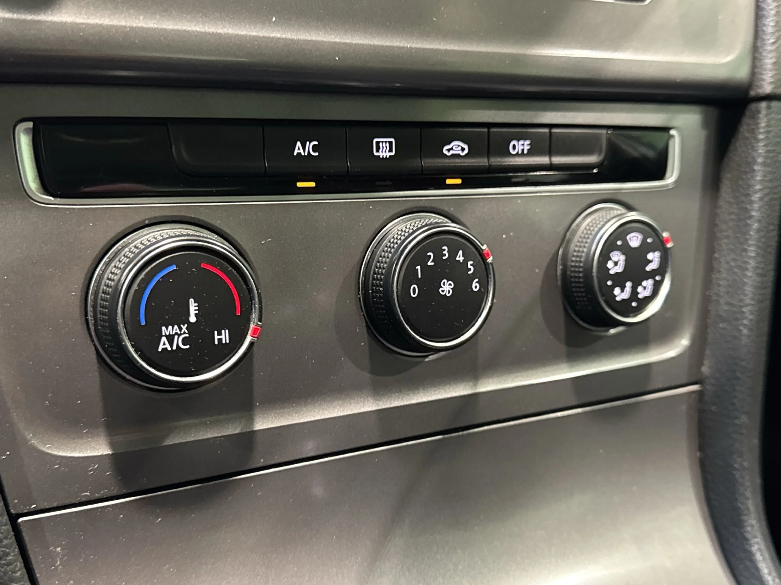 Volkswagen Golf Edition 1.6 TDI BMT 81 kW (110 CV) - Foto 18