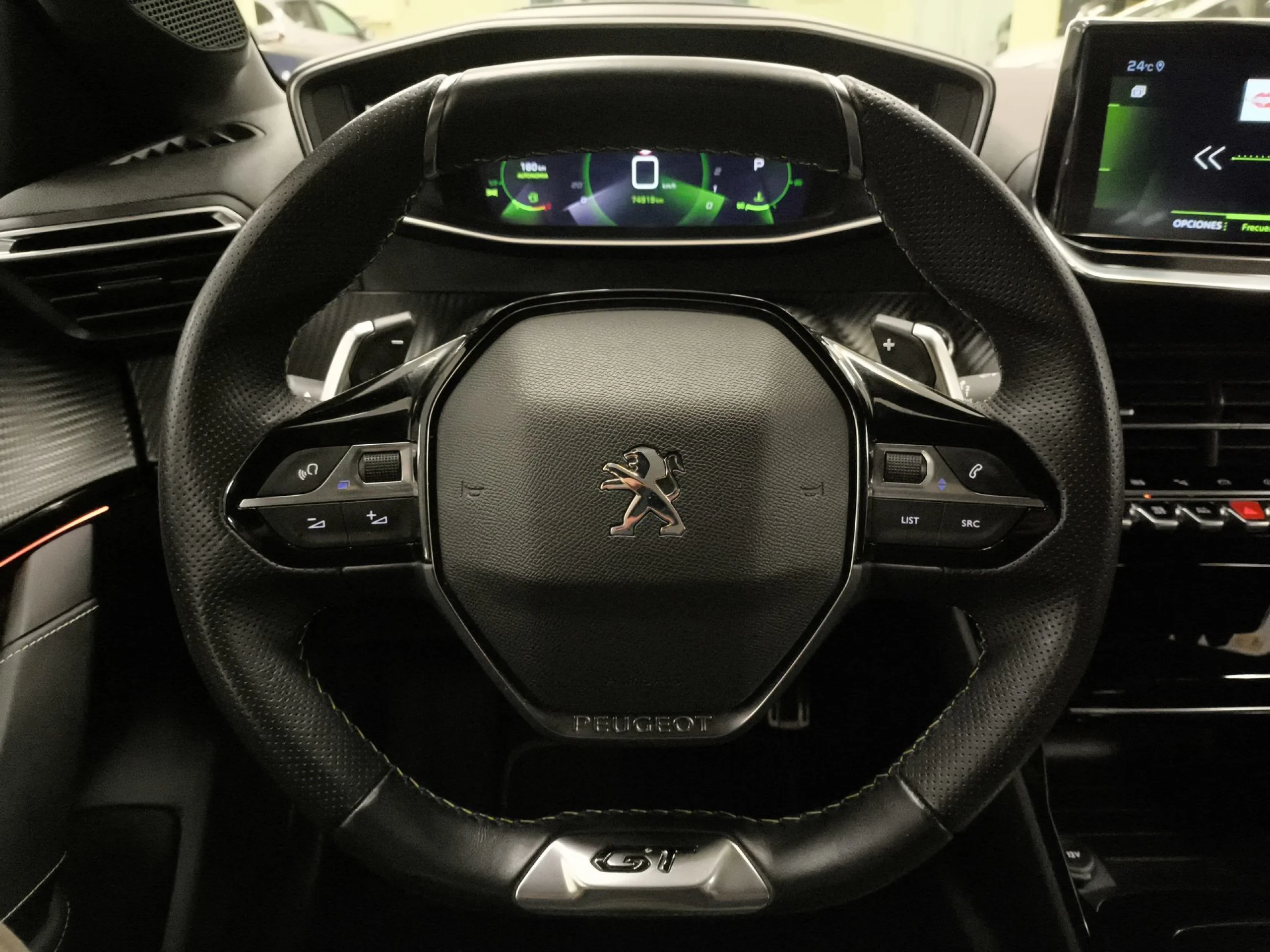 Peugeot 208 PureTech 100 GT EAT8 75 kW (100 CV) - Foto 13