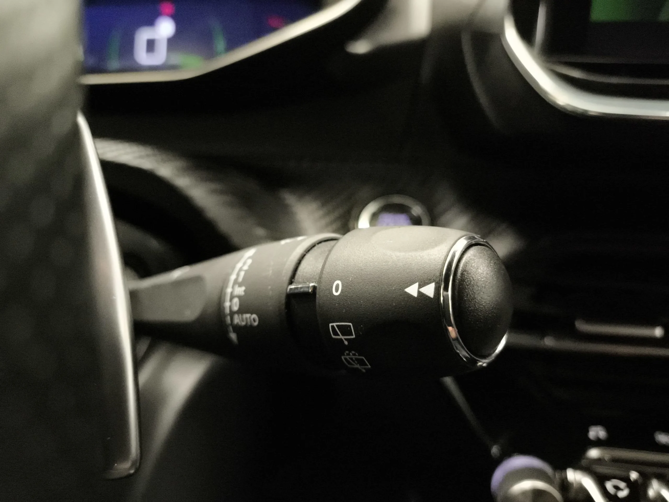 Peugeot 208 PureTech 100 GT EAT8 75 kW (100 CV) - Foto 17
