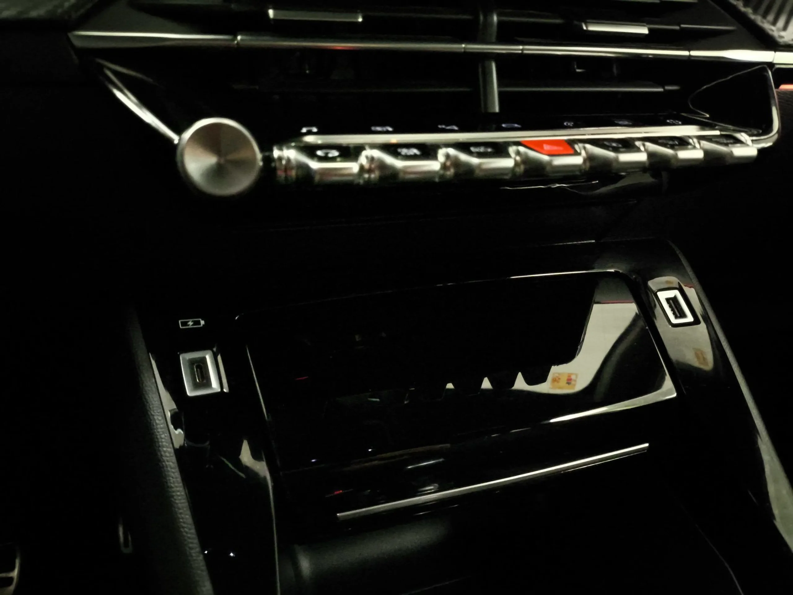 Peugeot 208 PureTech 100 GT EAT8 75 kW (100 CV) - Foto 25