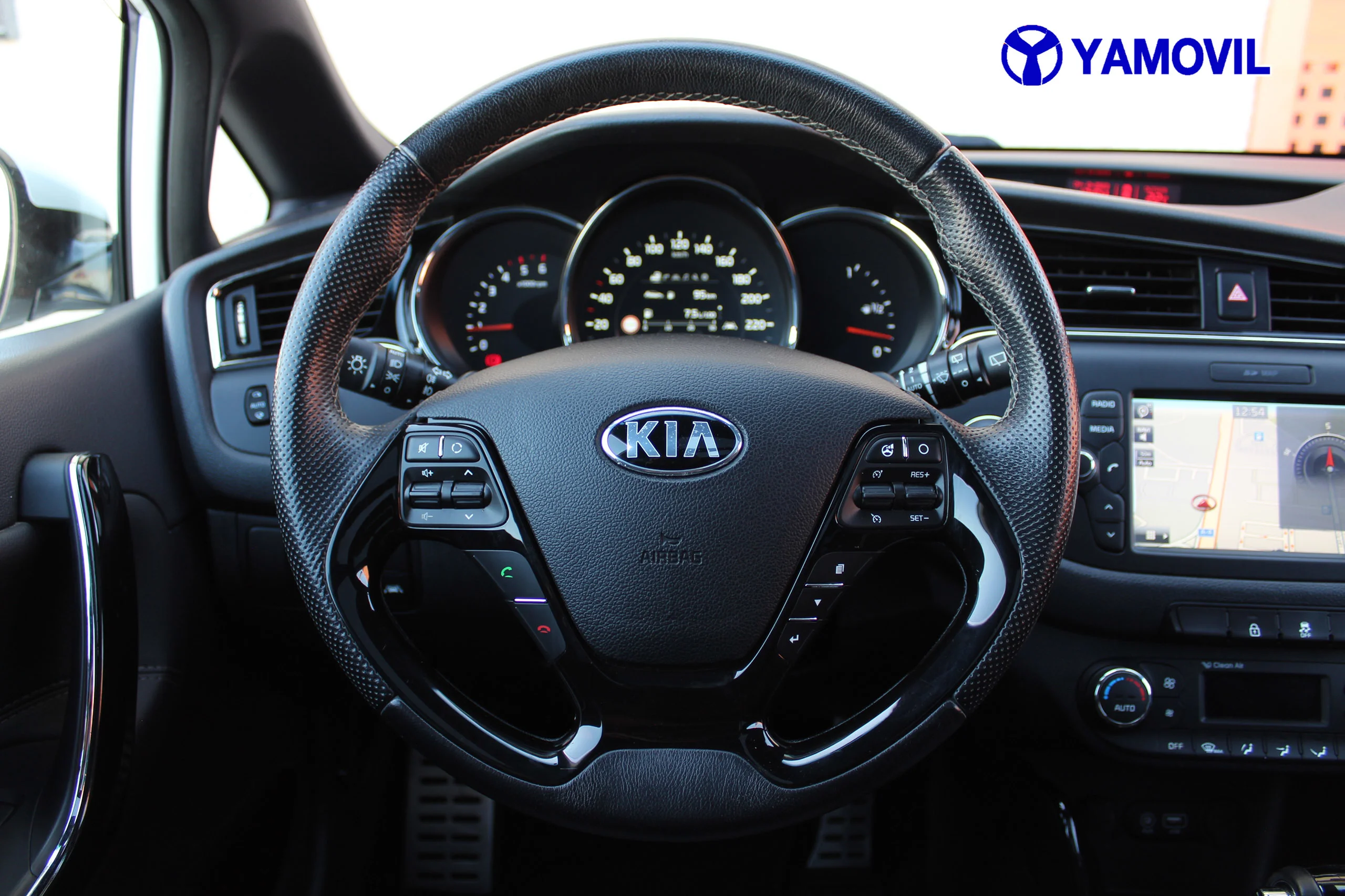 Kia Ceed 1.6 CRDi VGT GT Line 100 kW (136 CV) - Foto 24