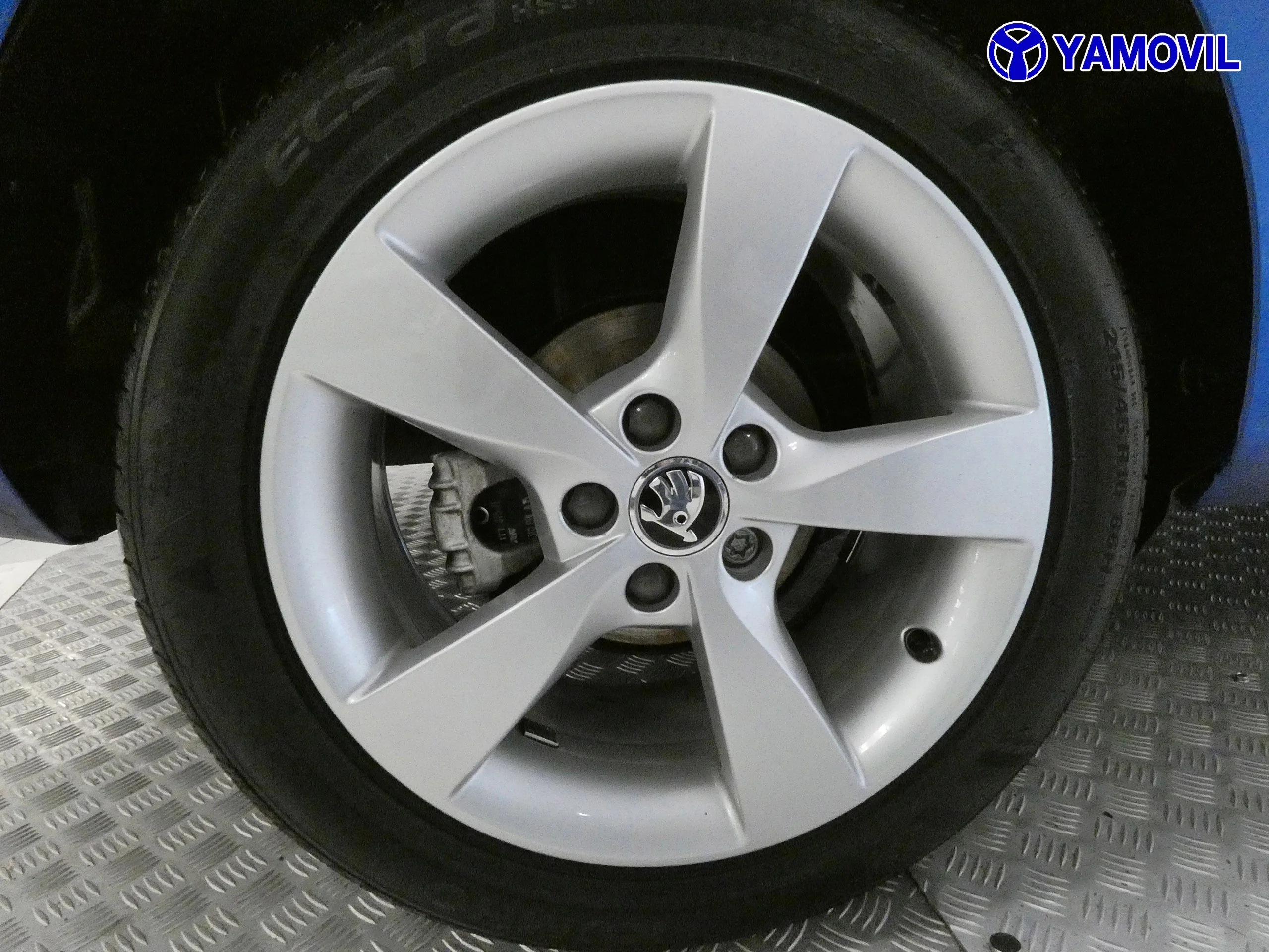 Skoda Spaceback 1.2 TSi LIKE 5P - Foto 9