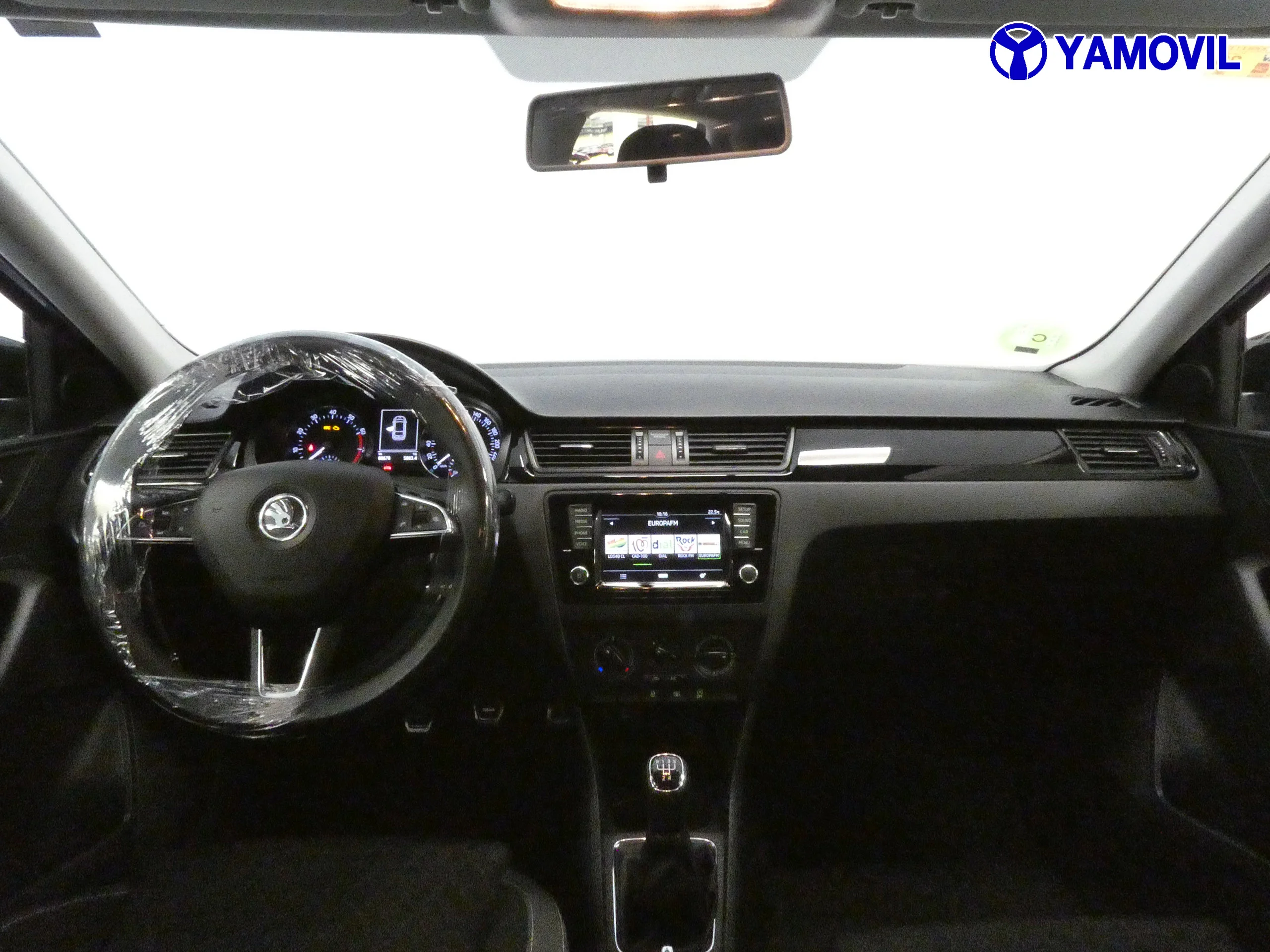 Skoda Spaceback 1.2 TSi LIKE 5P - Foto 18