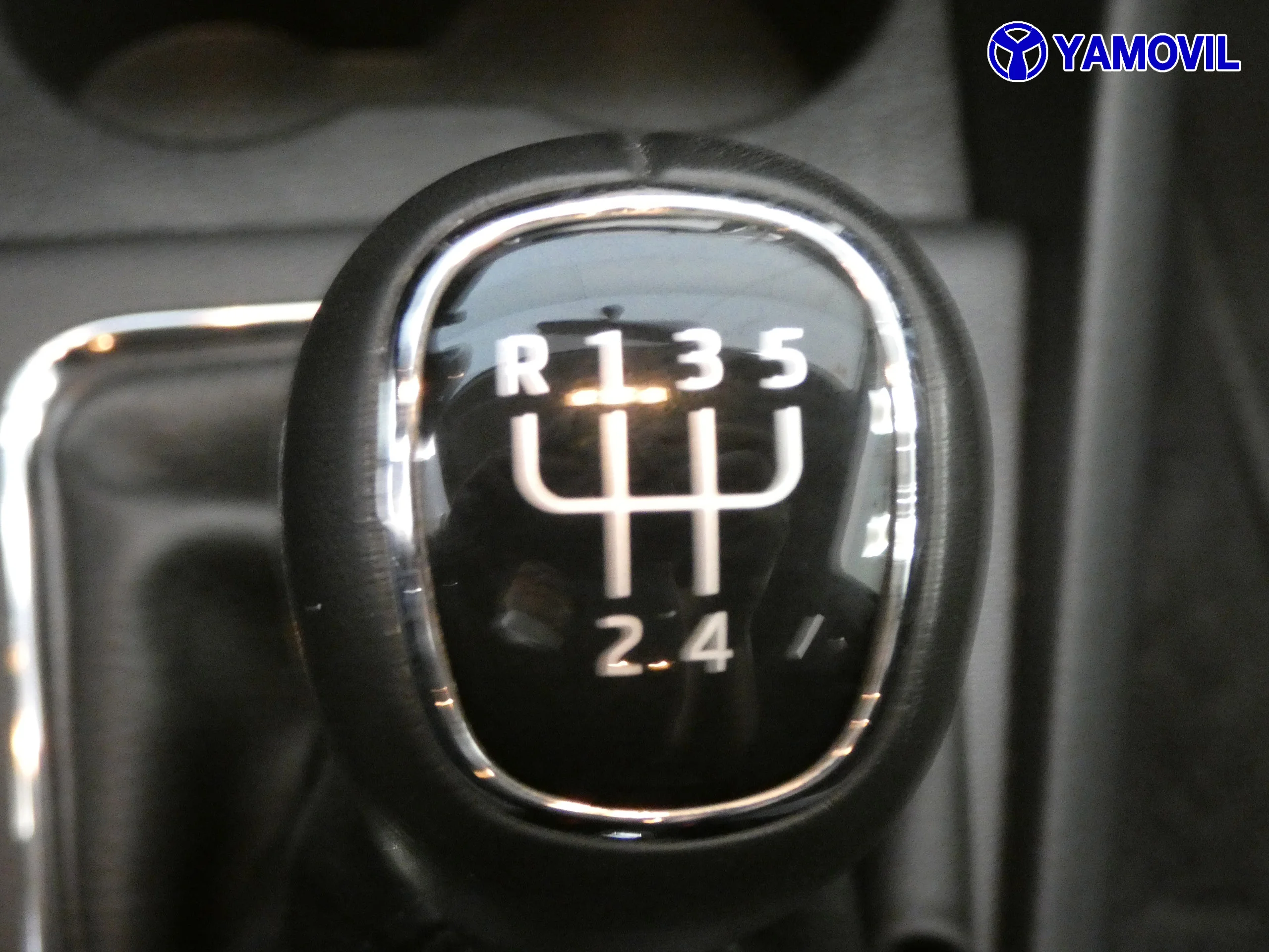 Skoda Spaceback 1.2 TSi LIKE 5P - Foto 30