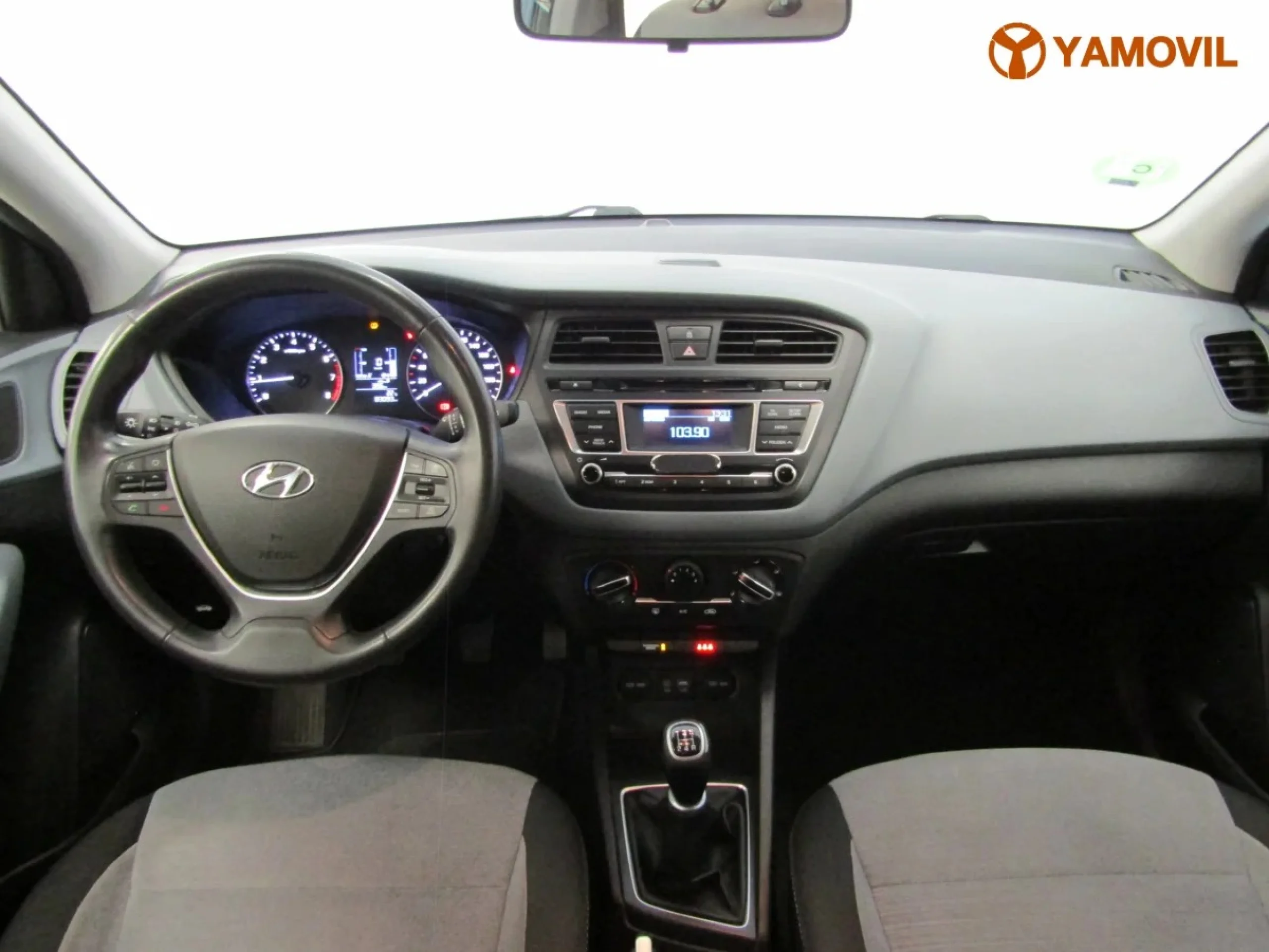 Hyundai I20 1.2 MPI Essence 62 kW (84 CV) - Foto 16