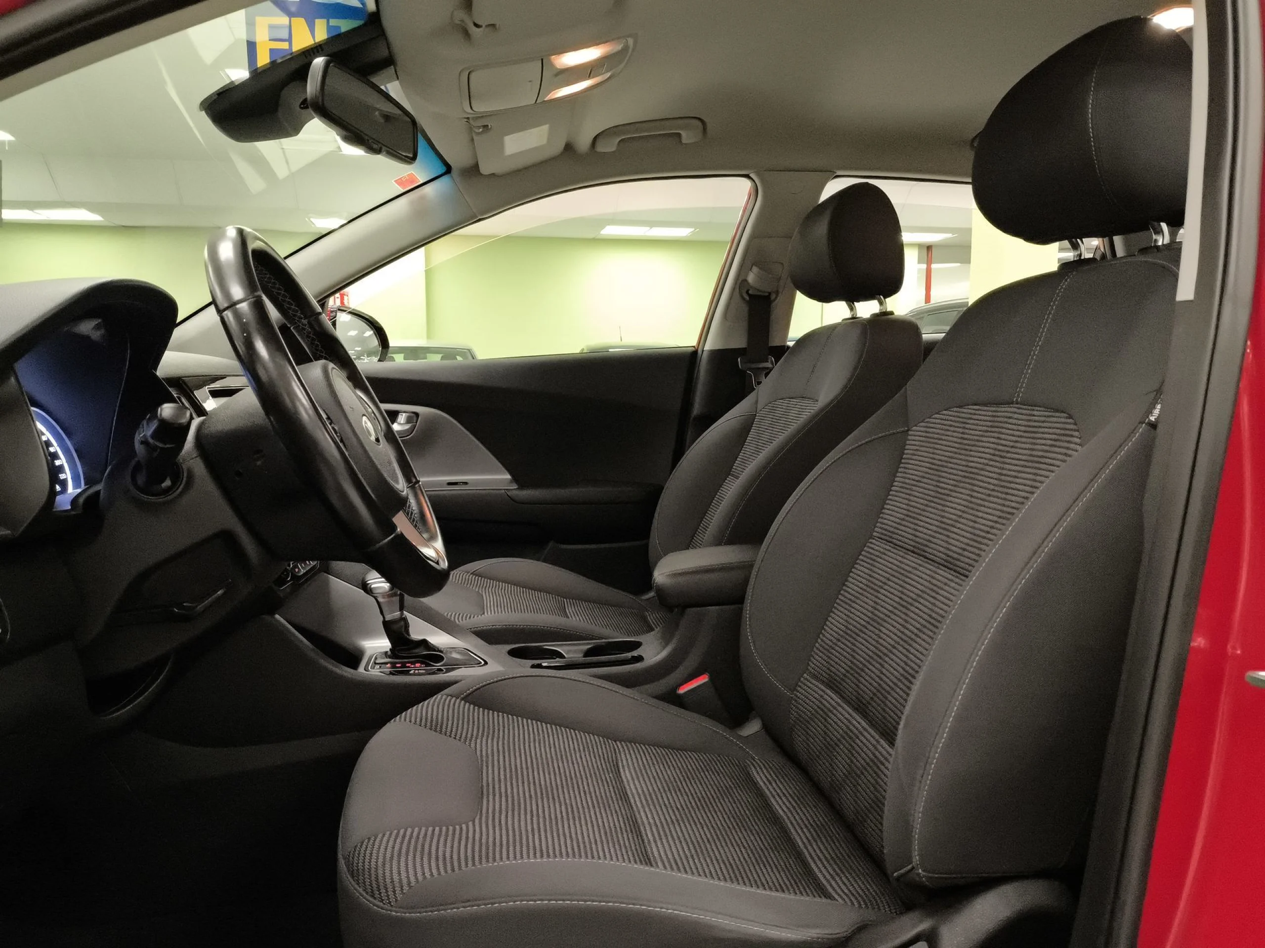 Kia Niro 1.6 GDi HEV Híbrido Drive 104 kW (141 CV) - Foto 11