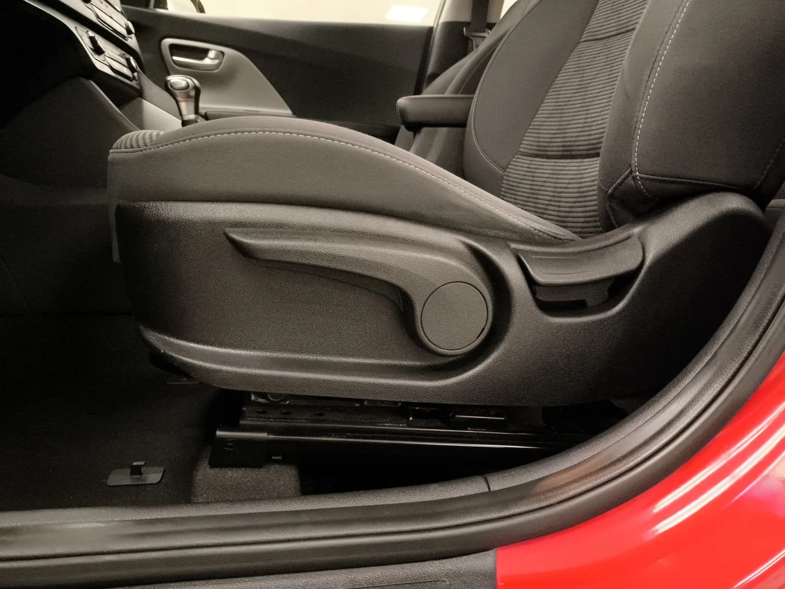 Kia Niro 1.6 GDi HEV Híbrido Drive 104 kW (141 CV) - Foto 12