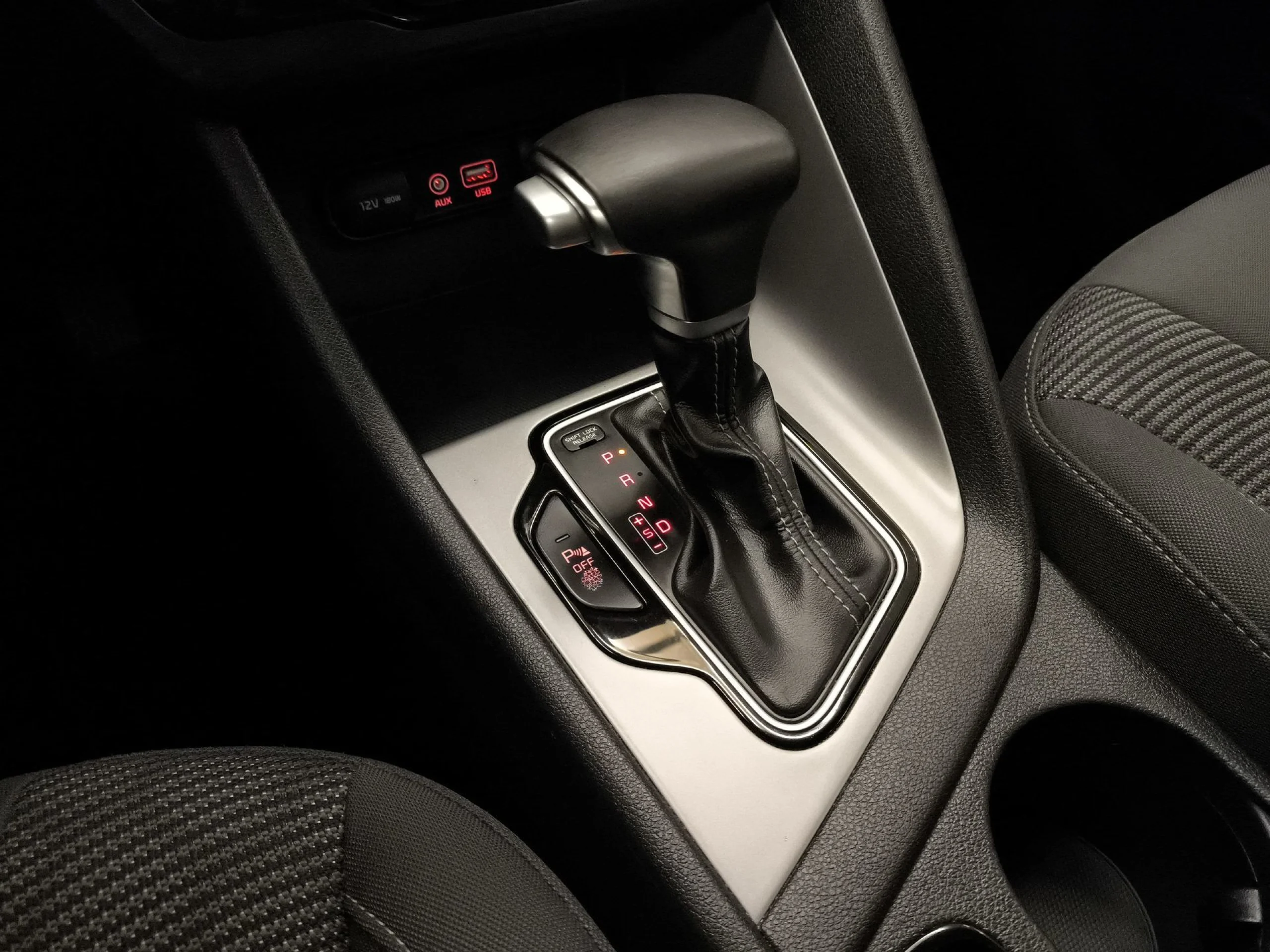 Kia Niro 1.6 GDi HEV Híbrido Drive 104 kW (141 CV) - Foto 20