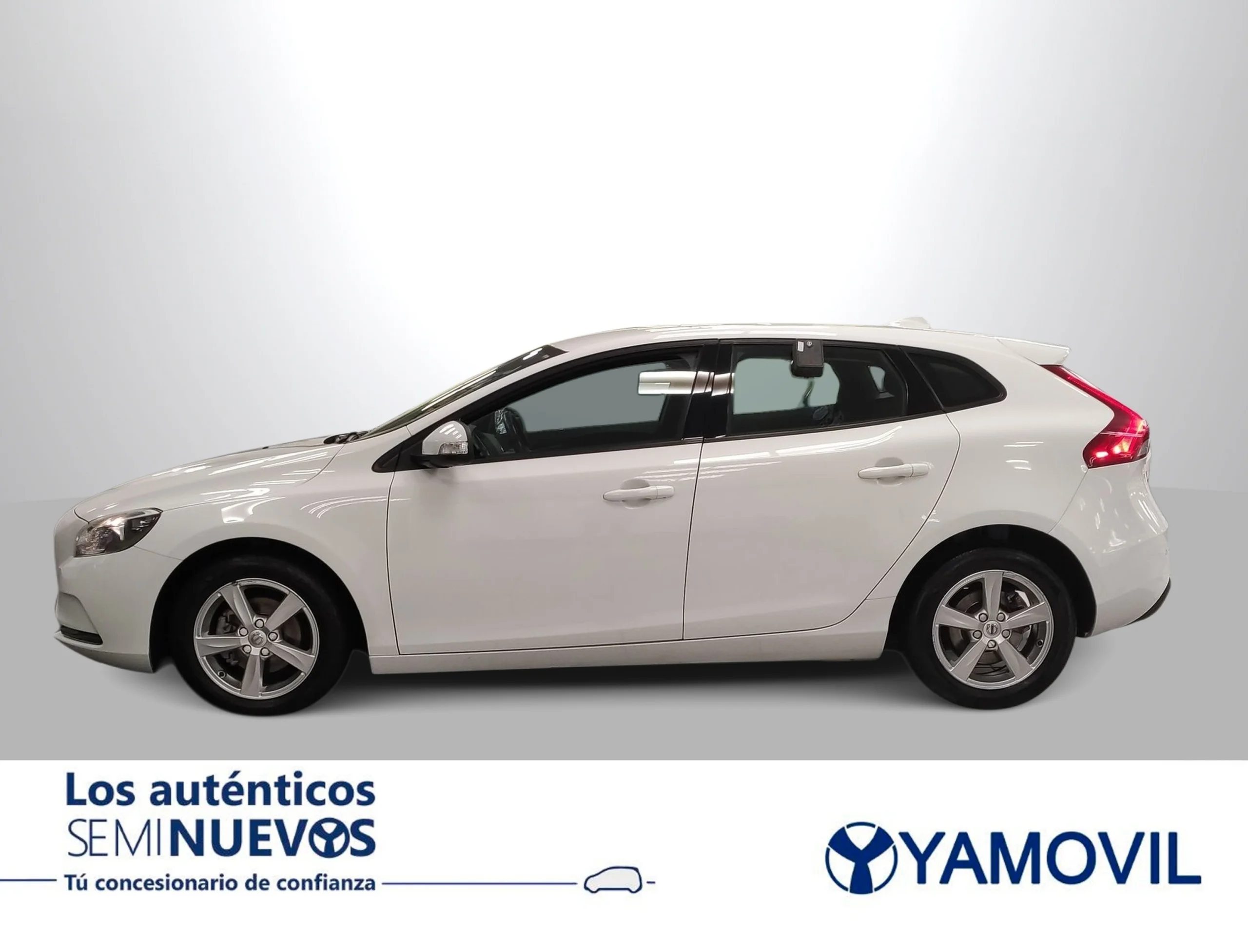 Volvo V40 D2 Momentum 88 kW (120 CV) - Foto 2