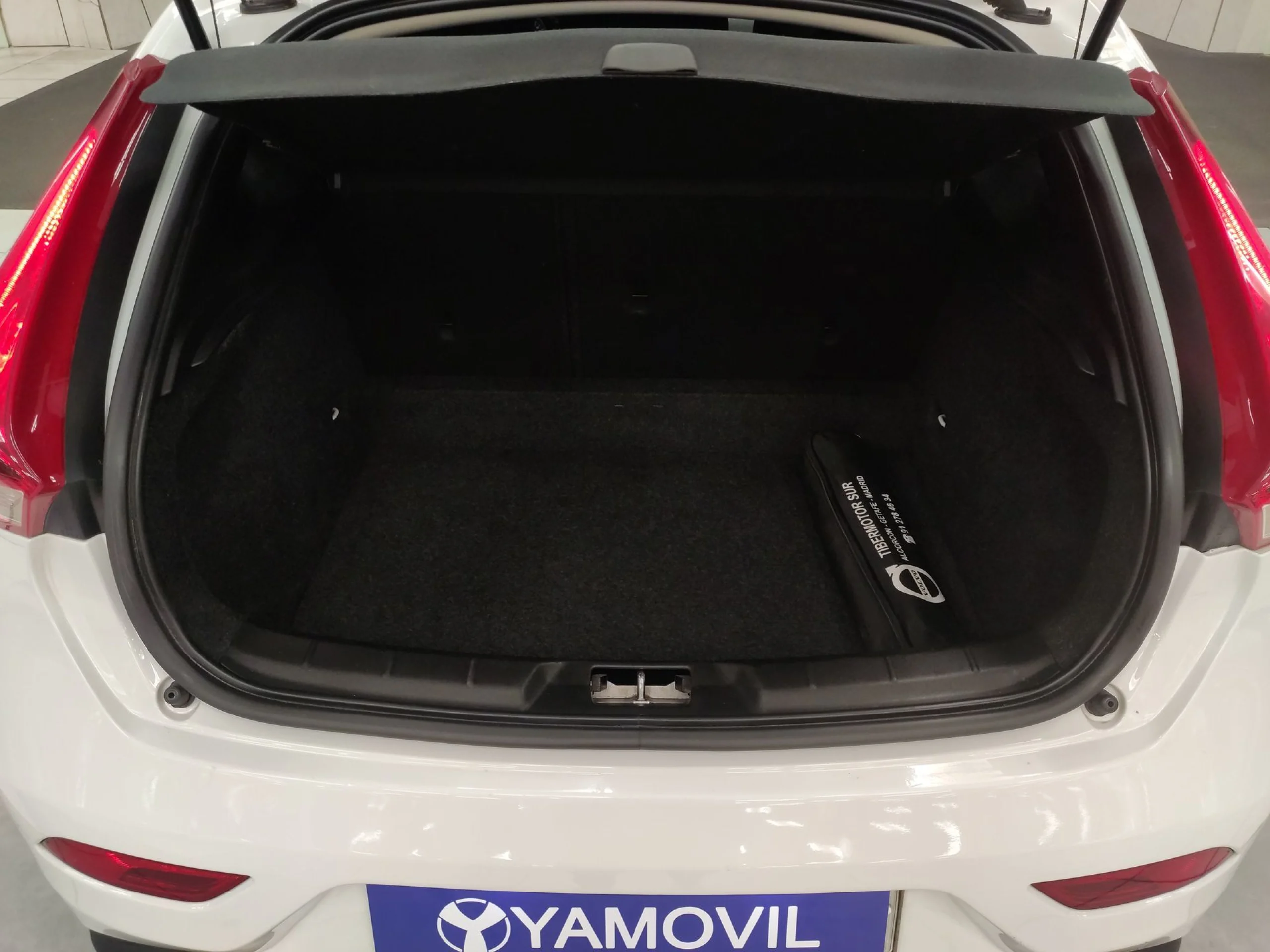 Volvo V40 D2 Momentum 88 kW (120 CV) - Foto 19