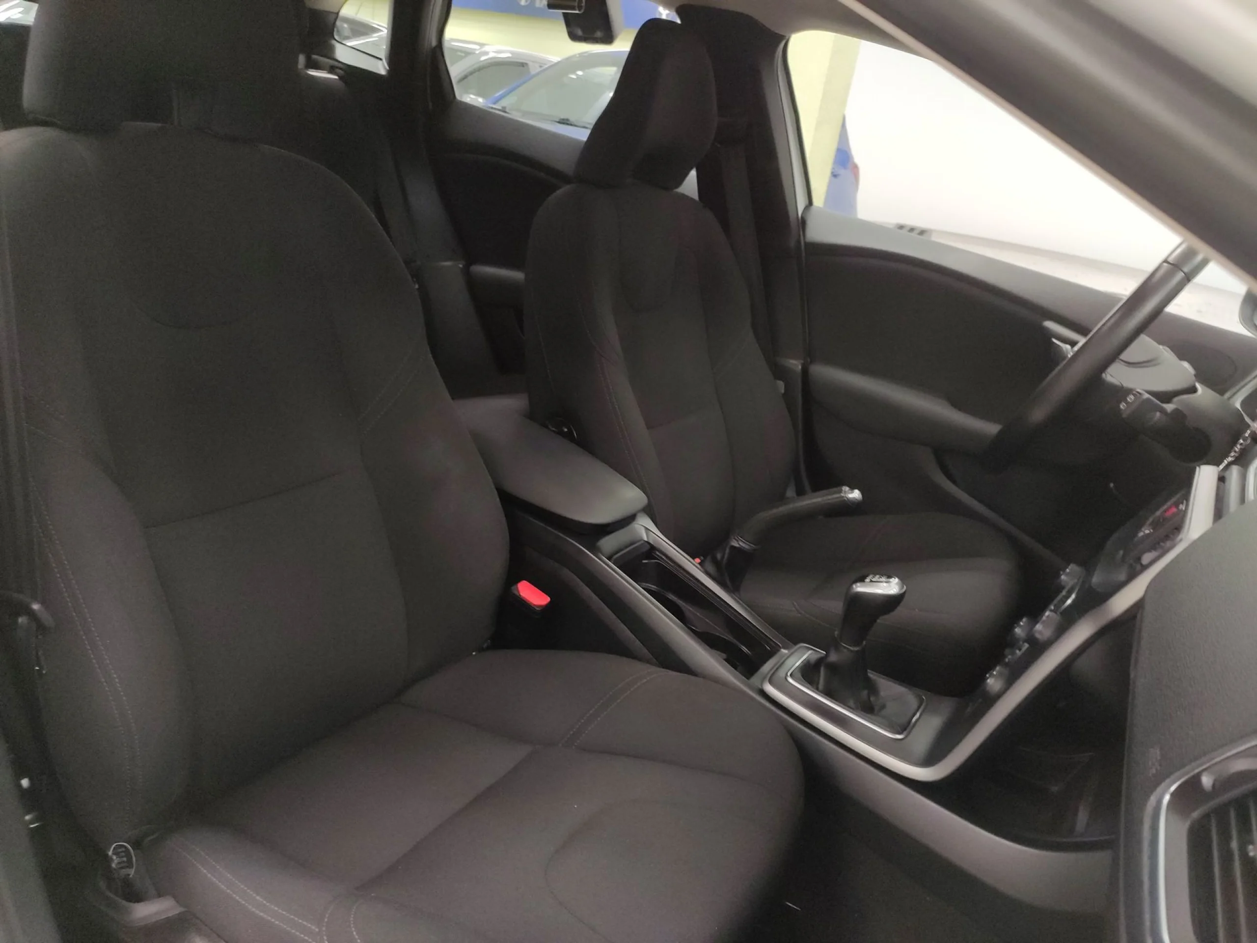 Volvo V40 D2 Momentum 88 kW (120 CV) - Foto 21