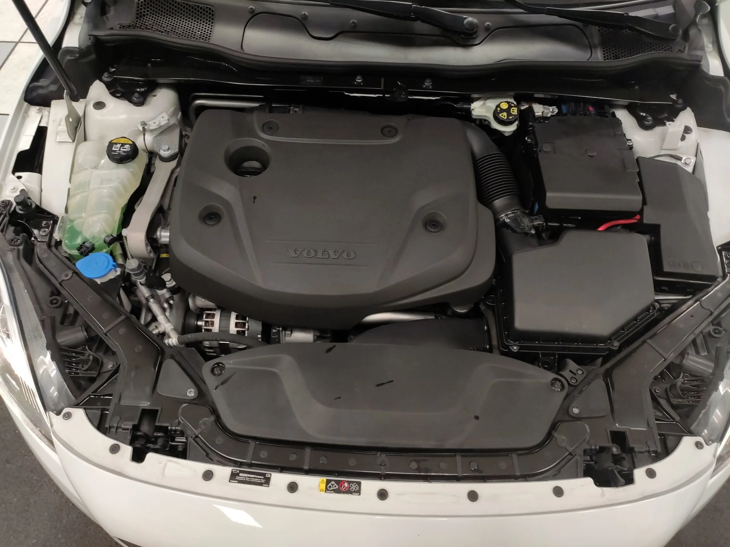 Volvo V40 D2 Momentum 88 kW (120 CV) - Foto 22