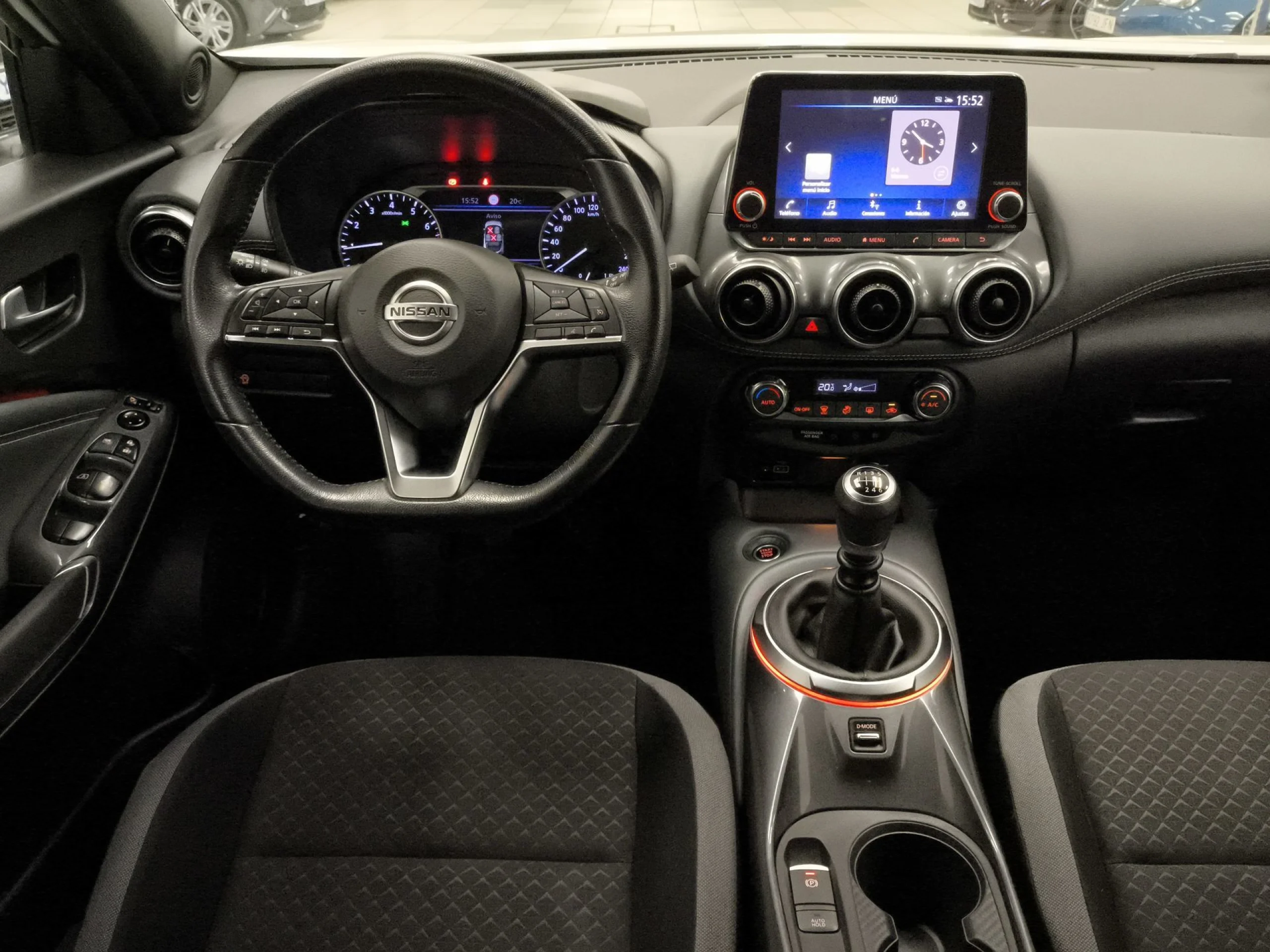 Nissan Juke DIG-T N-Connecta 4x2 86 kW (117 CV) - Foto 11