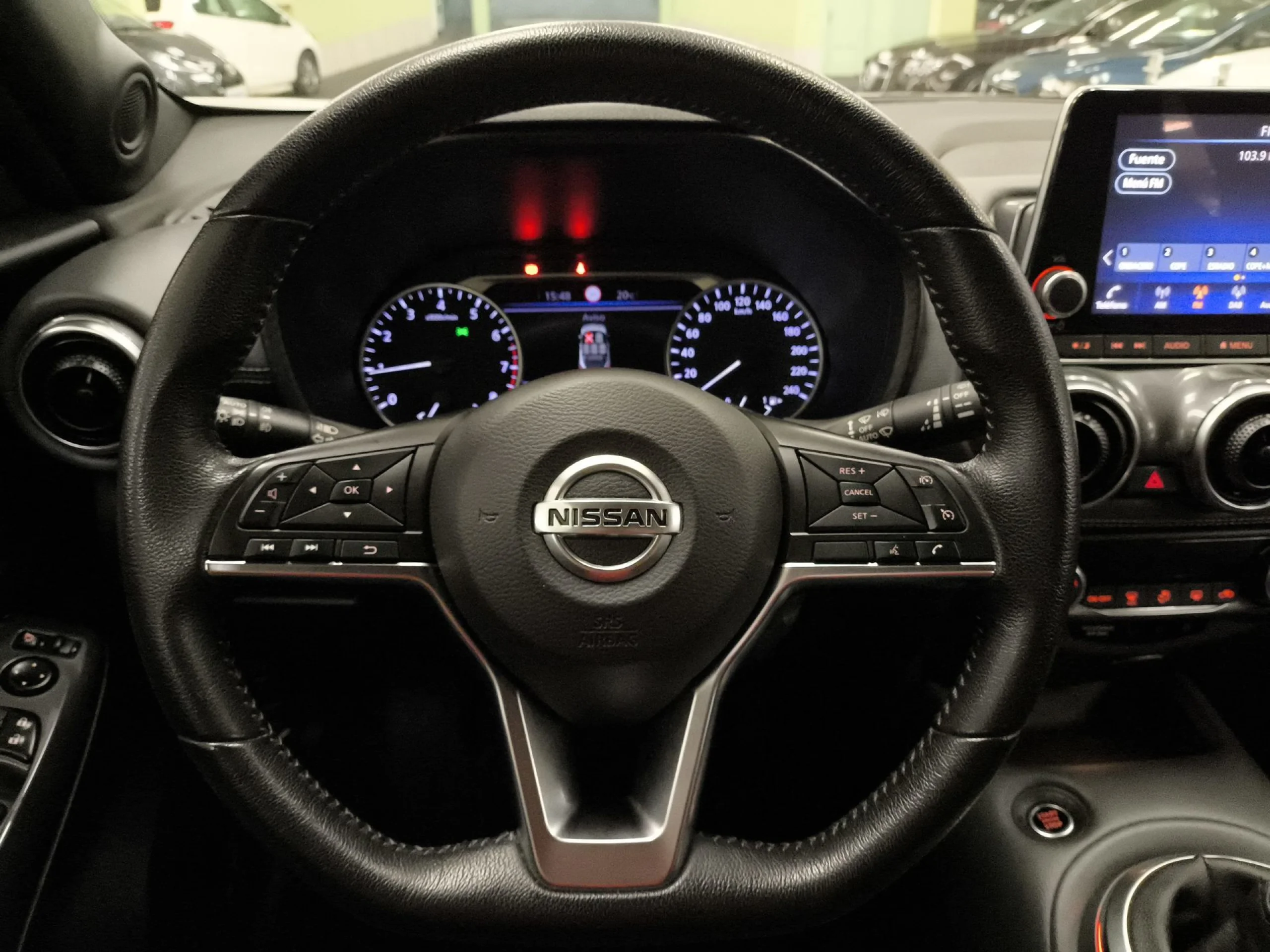 Nissan Juke DIG-T N-Connecta 4x2 86 kW (117 CV) - Foto 13