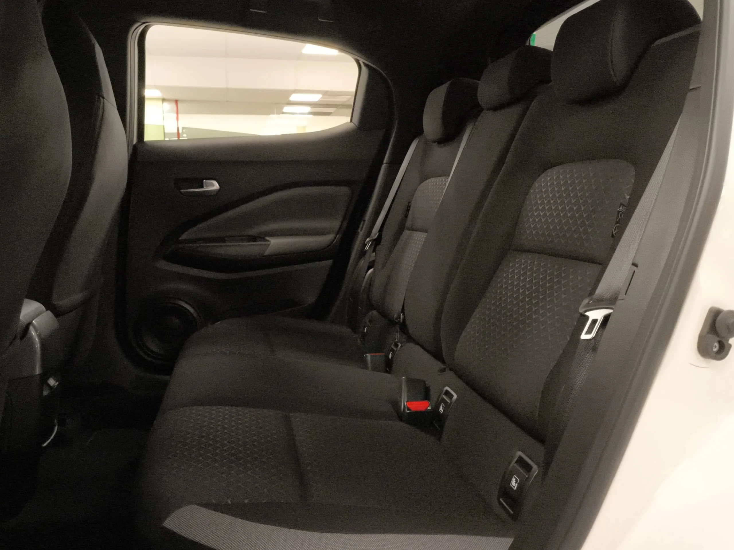 Nissan Juke DIG-T N-Connecta 4x2 86 kW (117 CV) - Foto 24