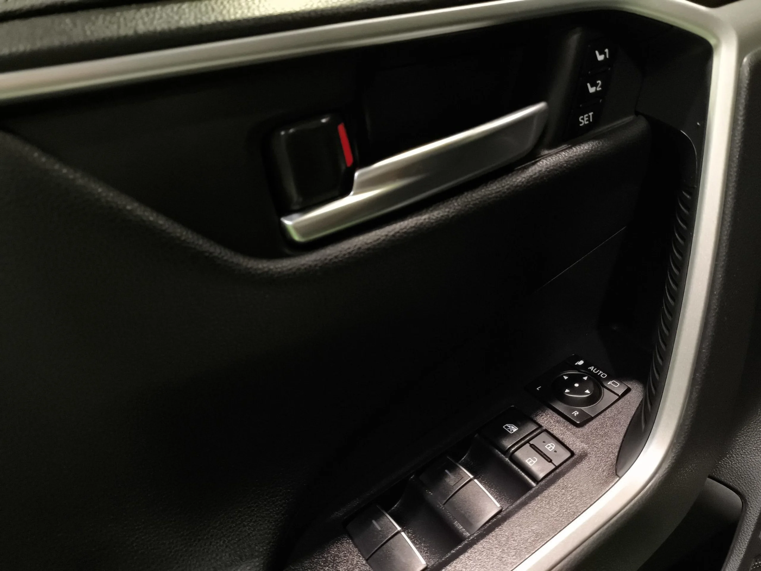 Toyota Rav4 220H Luxury 4x2 e-CVT 160 kW (218 CV) - Foto 10