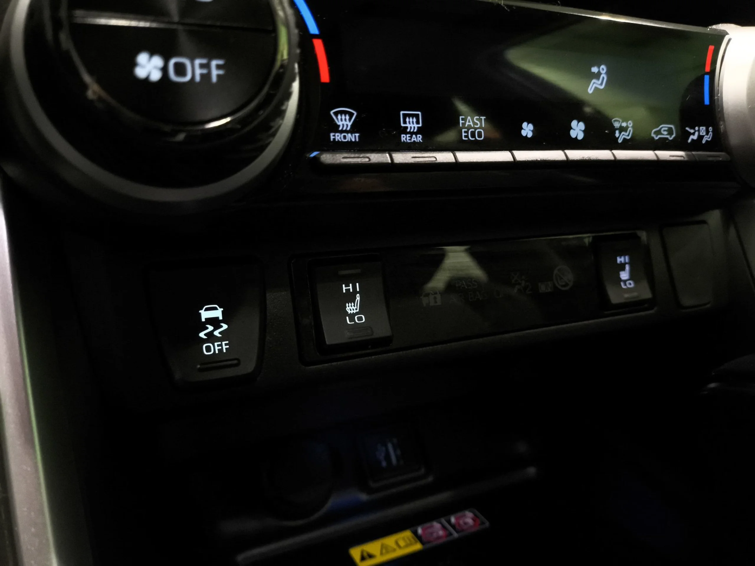 Toyota Rav4 220H Luxury 4x2 e-CVT 160 kW (218 CV) - Foto 16