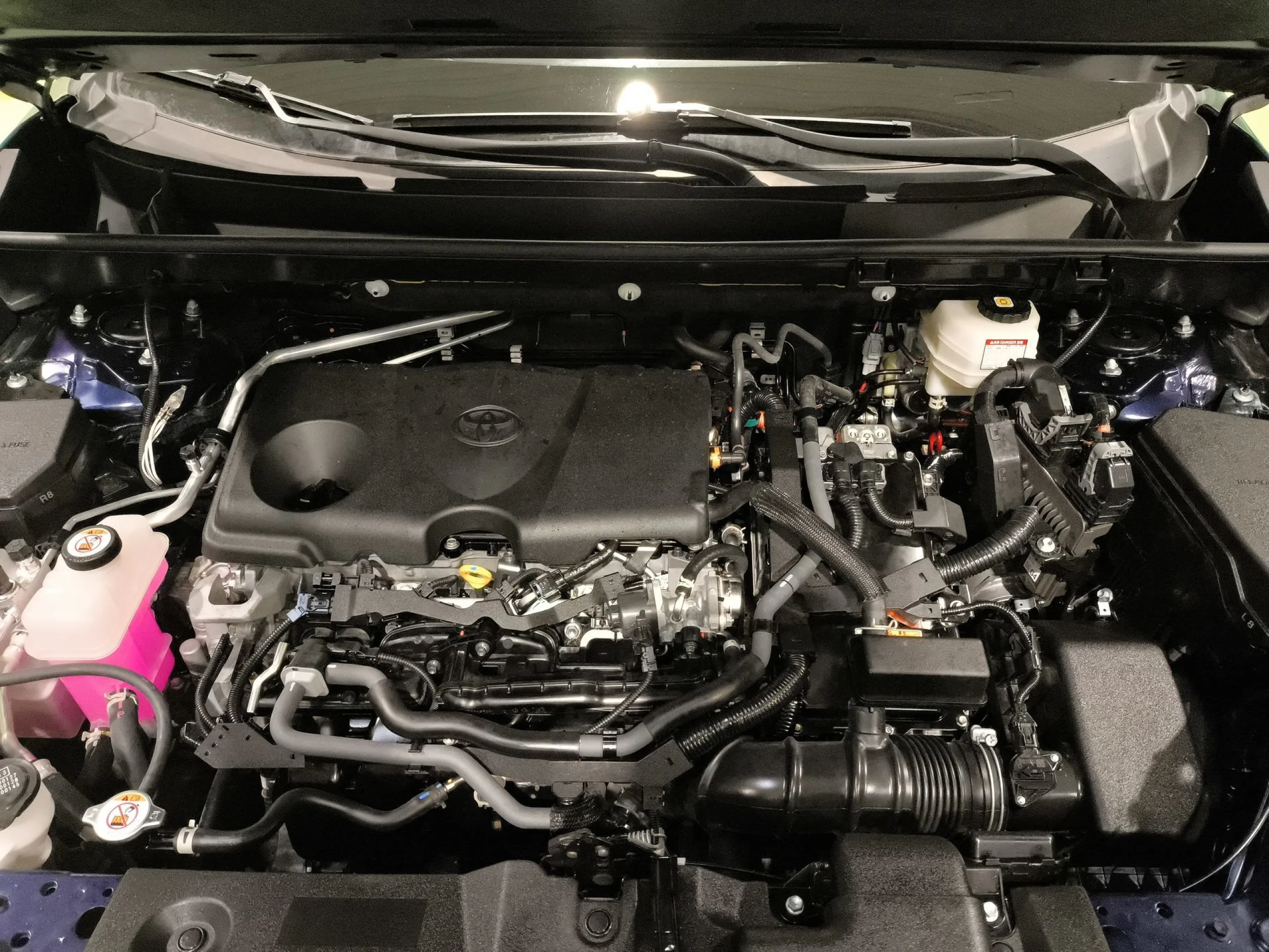 Toyota Rav4 220H Luxury 4x2 e-CVT 160 kW (218 CV) - Foto 27