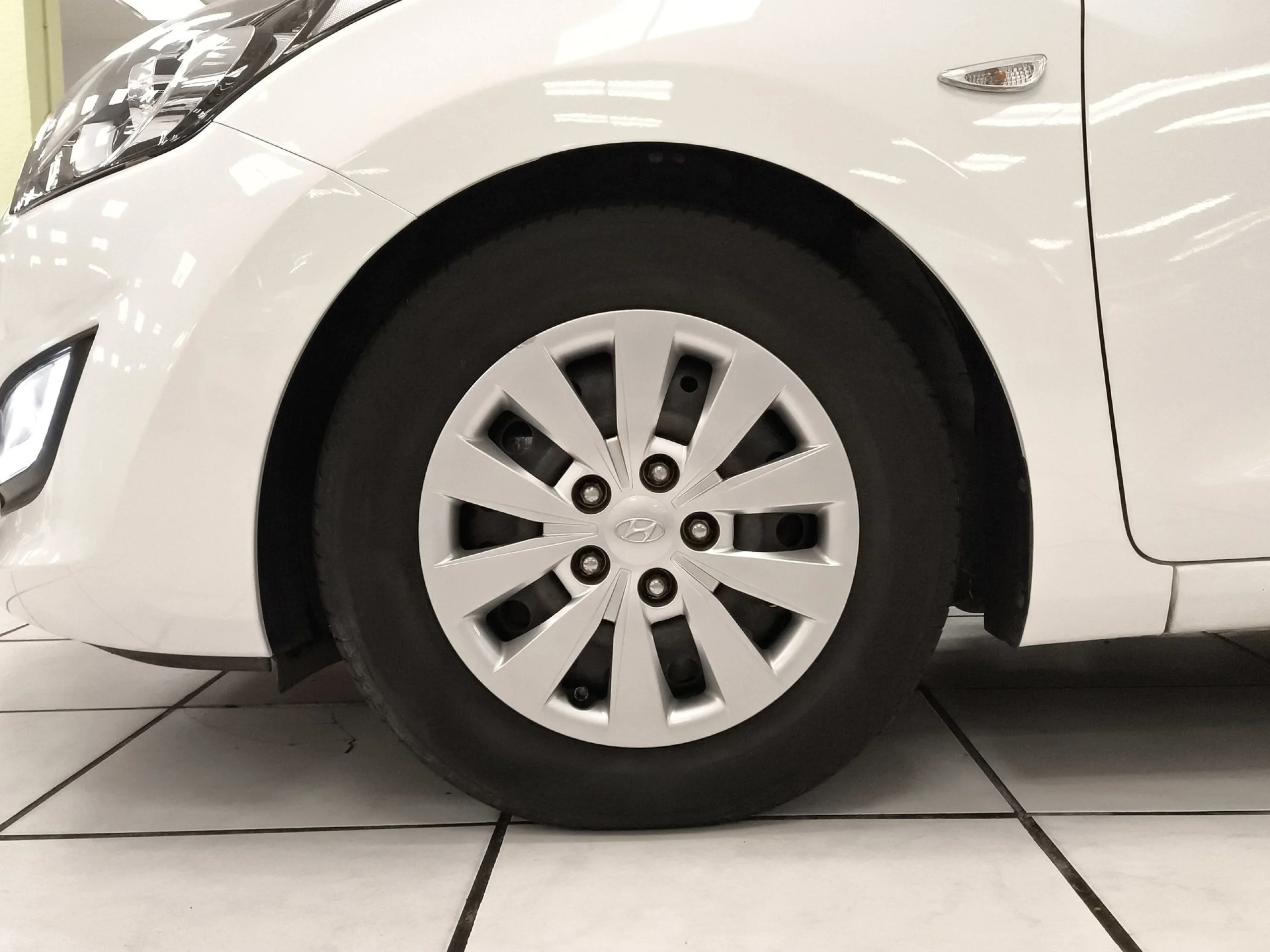 Hyundai I30 1.4 CRDI Klass 66 kW (90 CV) - Foto 7