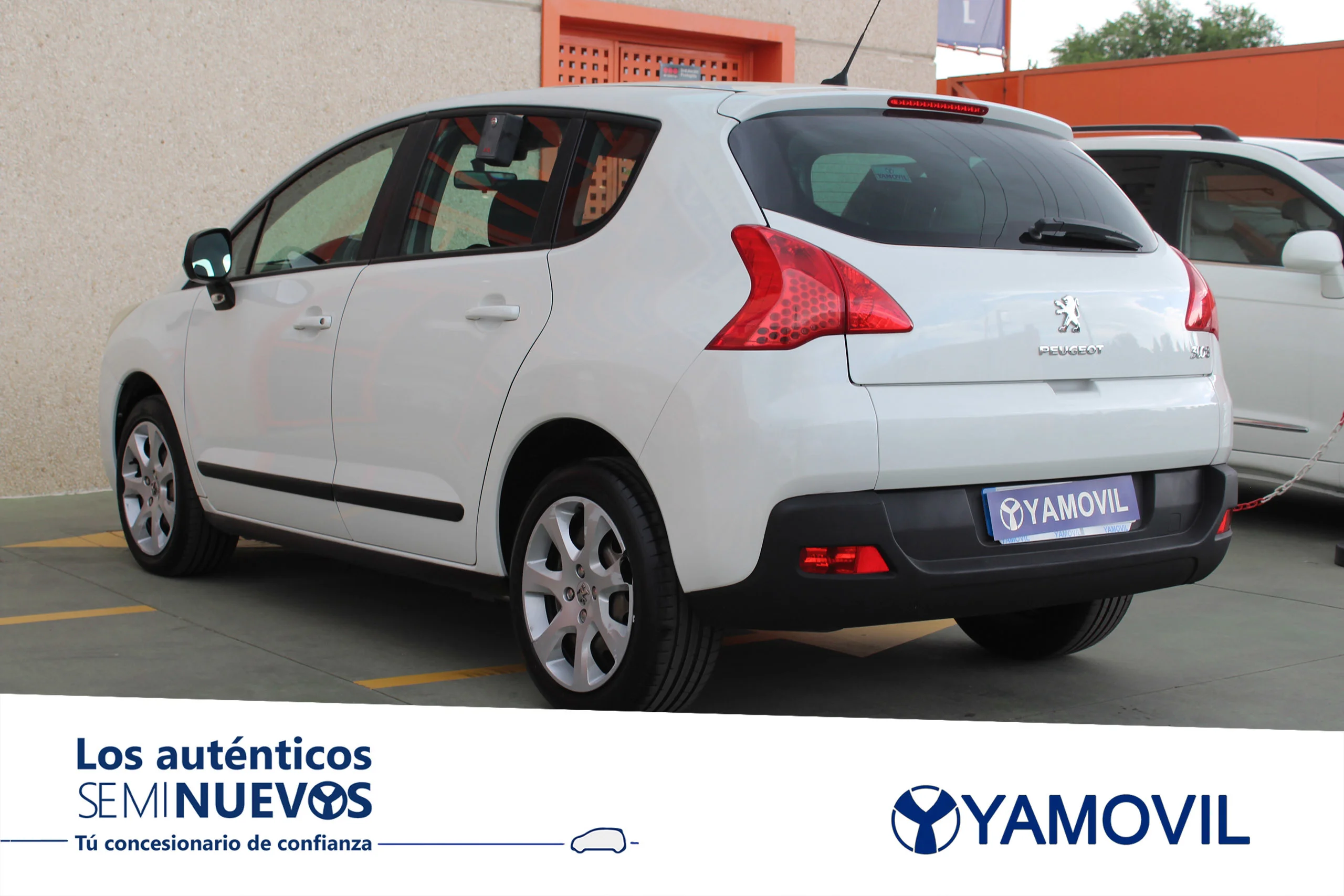 Peugeot 3008 1.6 VTi Confort 88 kW (120 CV) - Foto 6