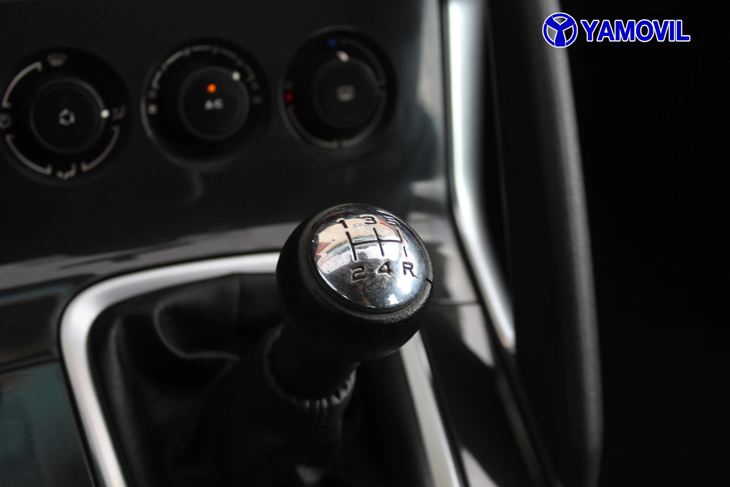 Peugeot 3008 1.6 VTi Confort 88 kW (120 CV) - Foto 24