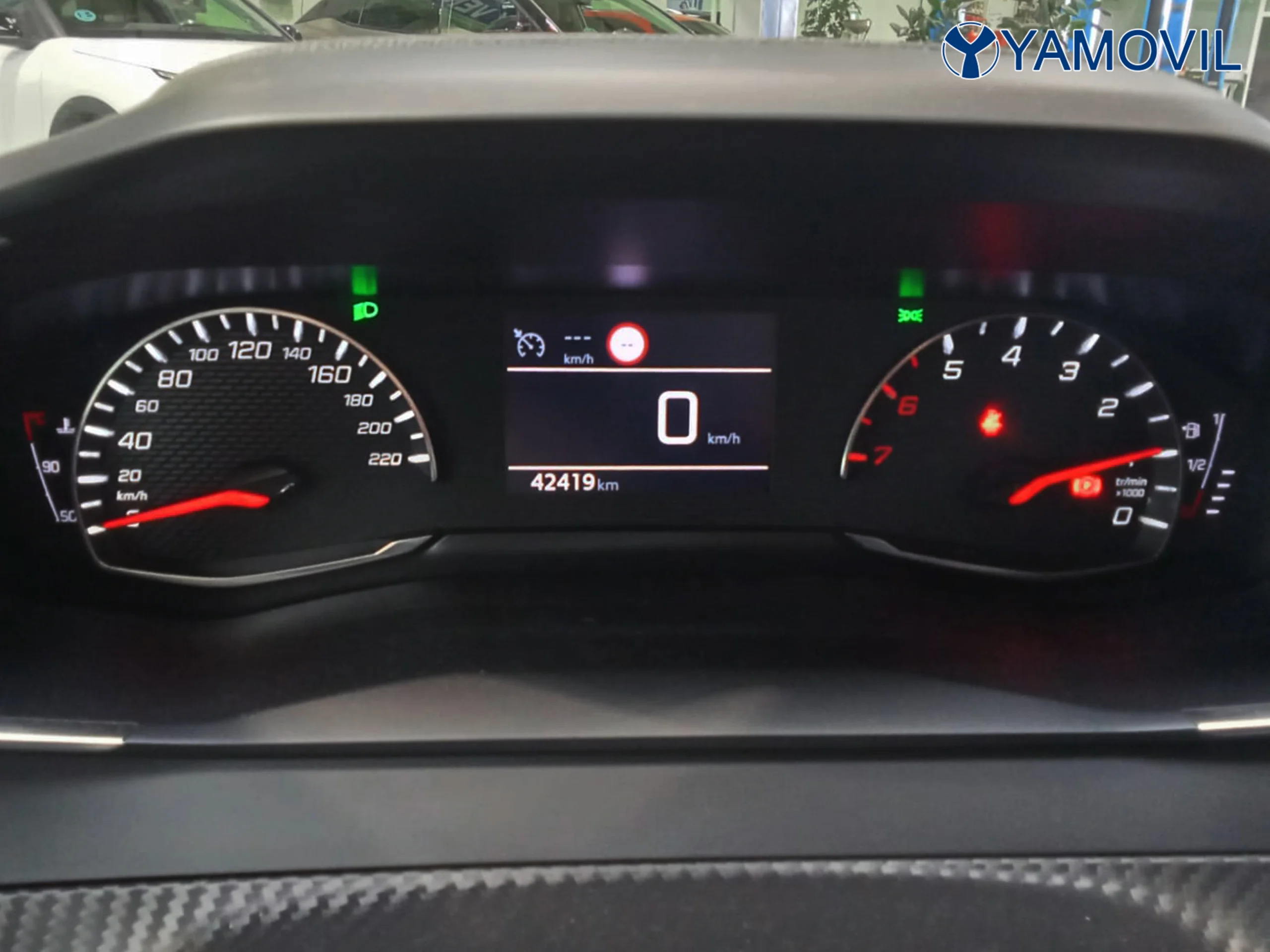 Peugeot 208 PureTech 100 Allure 75 kW (100 CV) - Foto 6