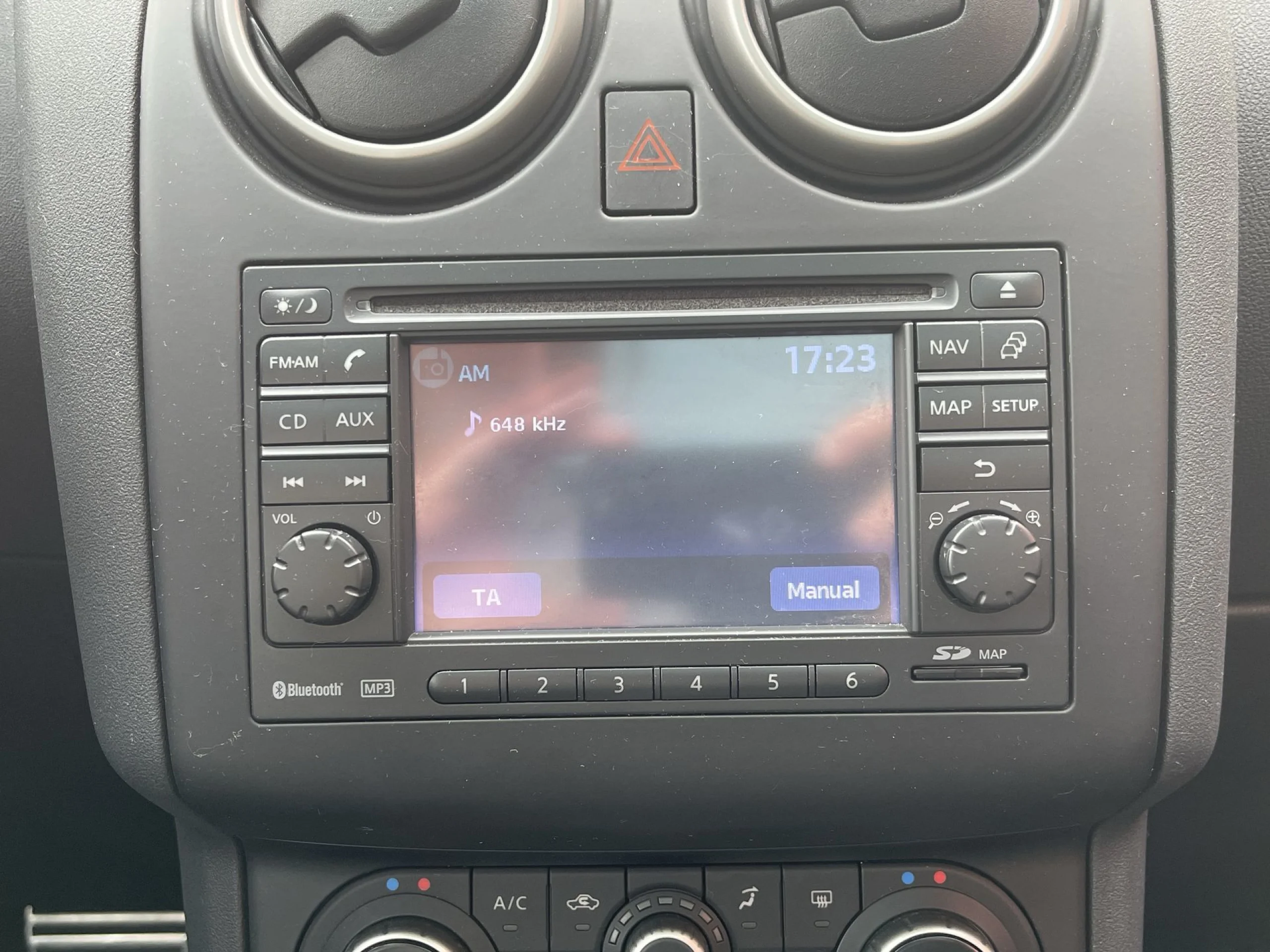 Nissan Qashqai+2 2.0 Tekna Premium 4x4 103 kW (140 CV) - Foto 12