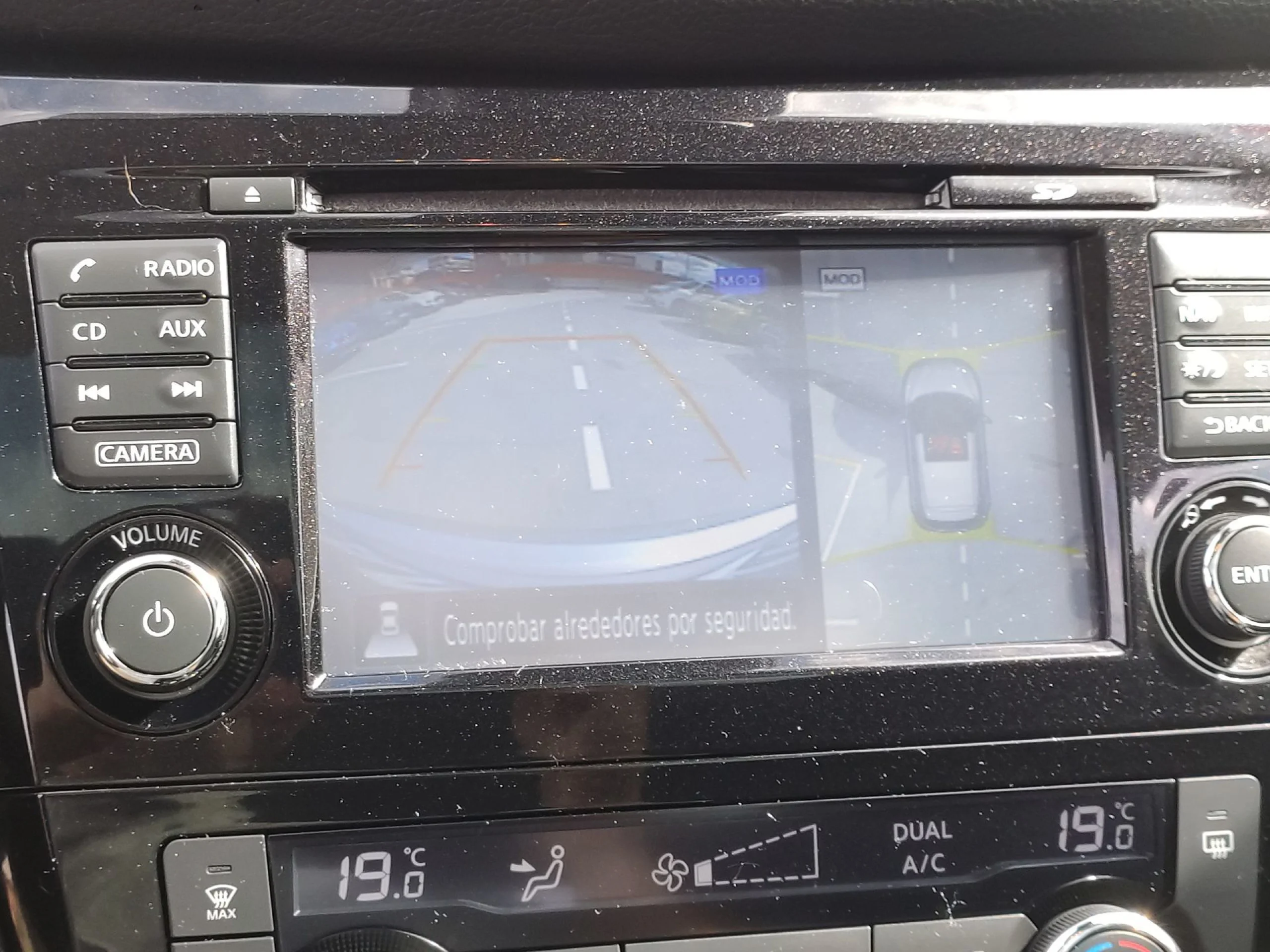 Nissan Qashqai DIG-T 140 N-Connecta 103 kW (140 CV) - Foto 14