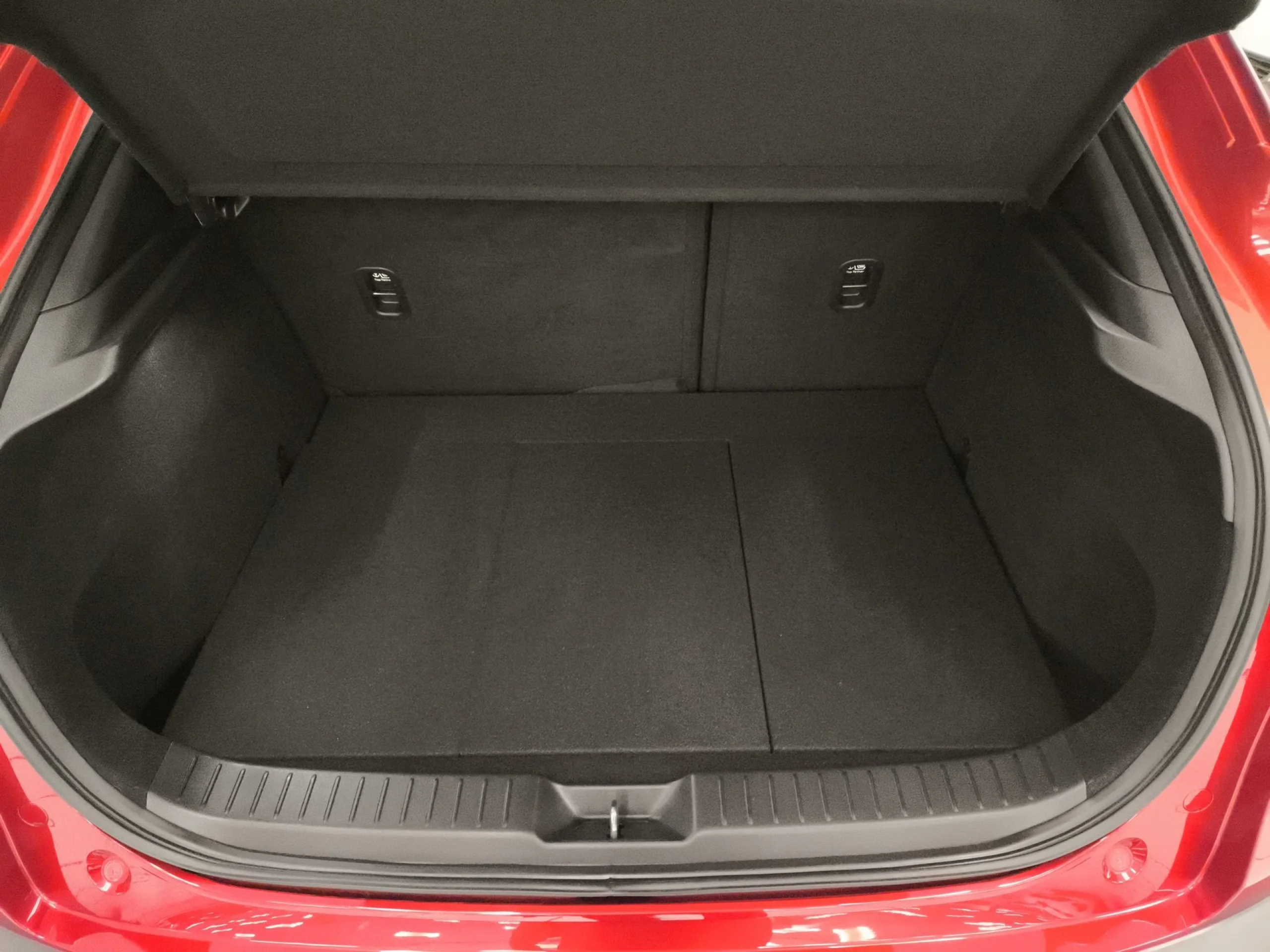 Mazda Cx-30 2.0 e-Skyactiv-X Zenith 137 kW (186 CV) - Foto 28