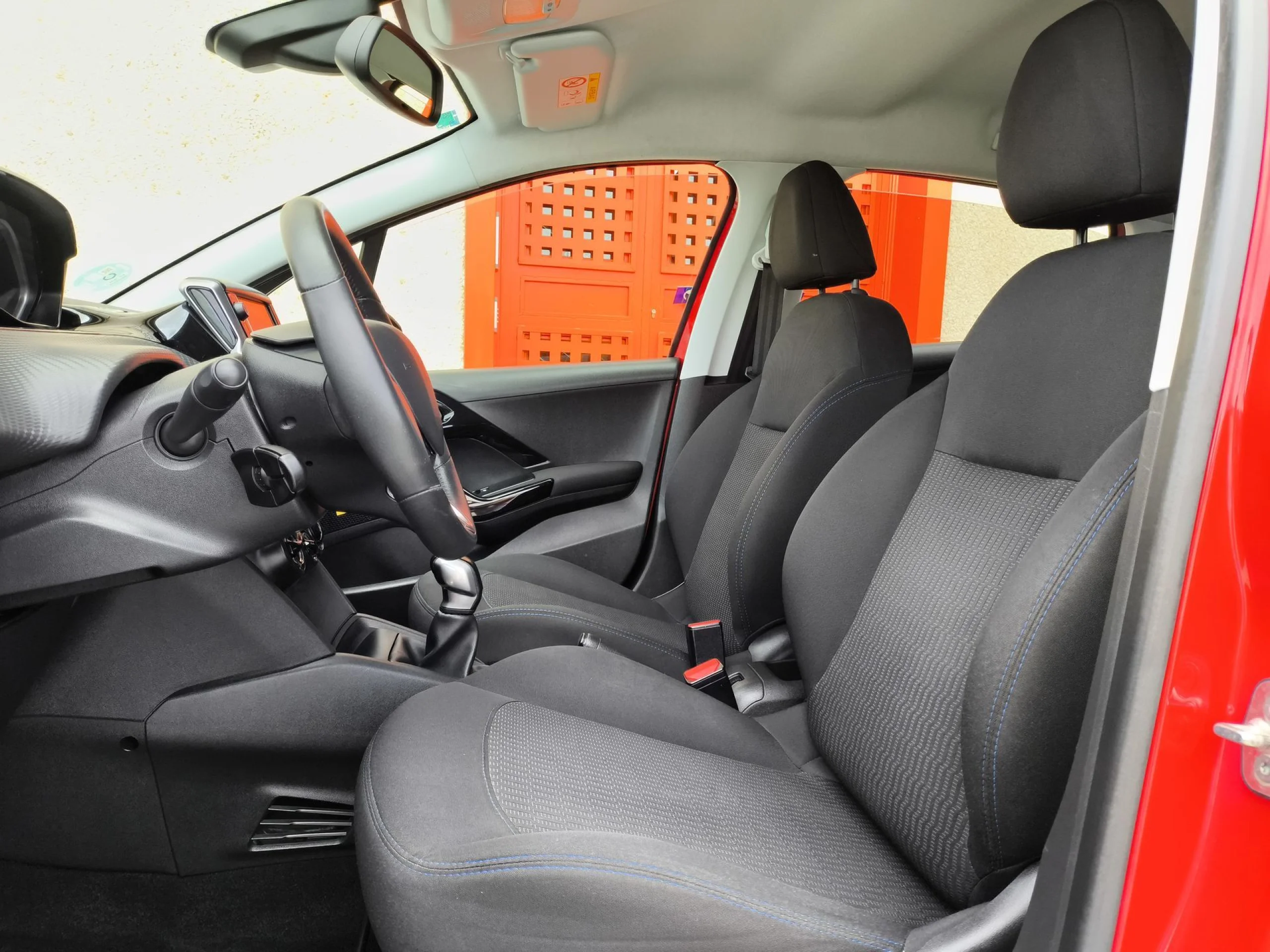 Peugeot 208 PureTech Signature 60 kW (82 CV) - Foto 11