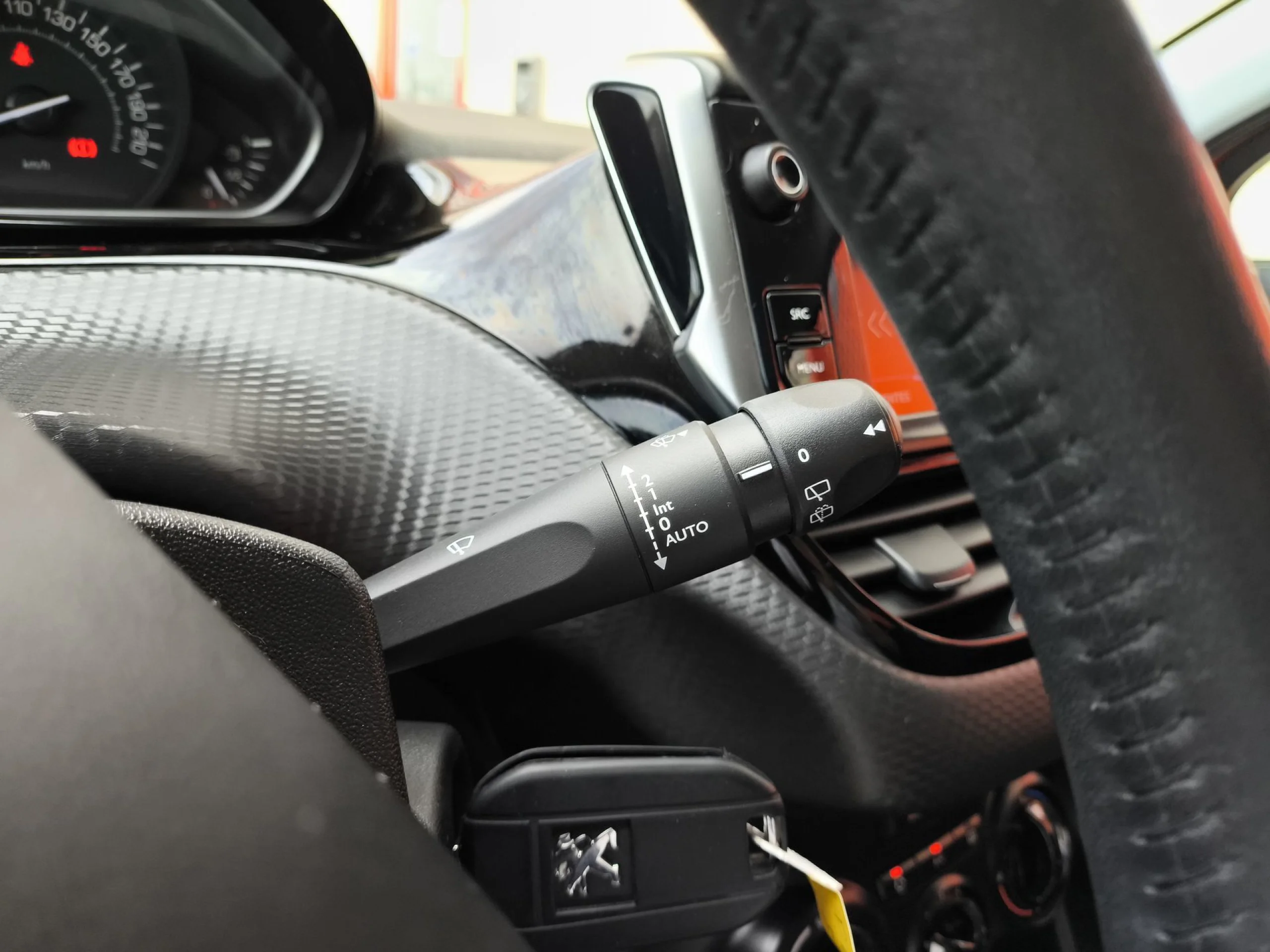 Peugeot 208 PureTech Signature 60 kW (82 CV) - Foto 20