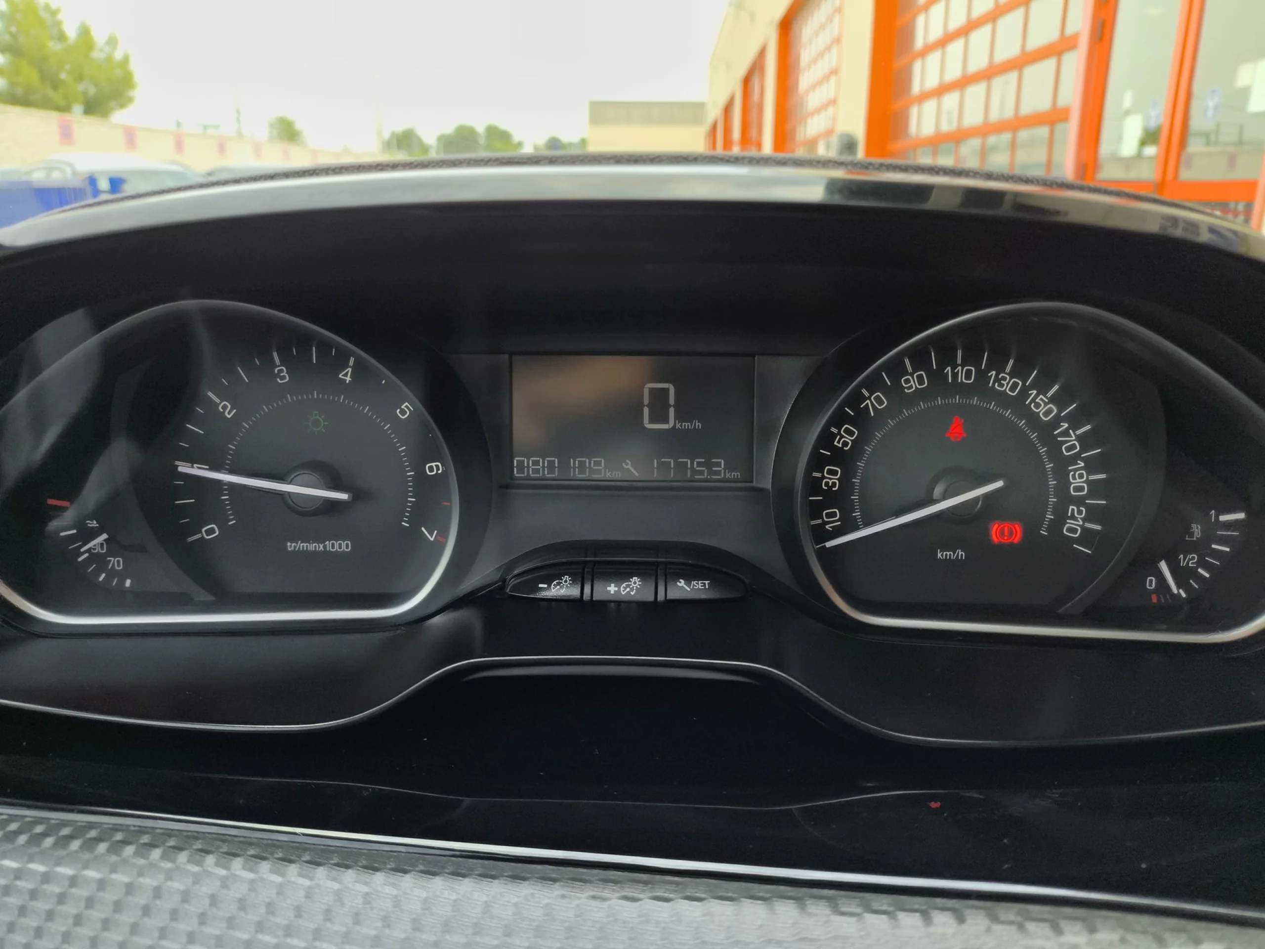 Peugeot 208 PureTech Signature 60 kW (82 CV) - Foto 21