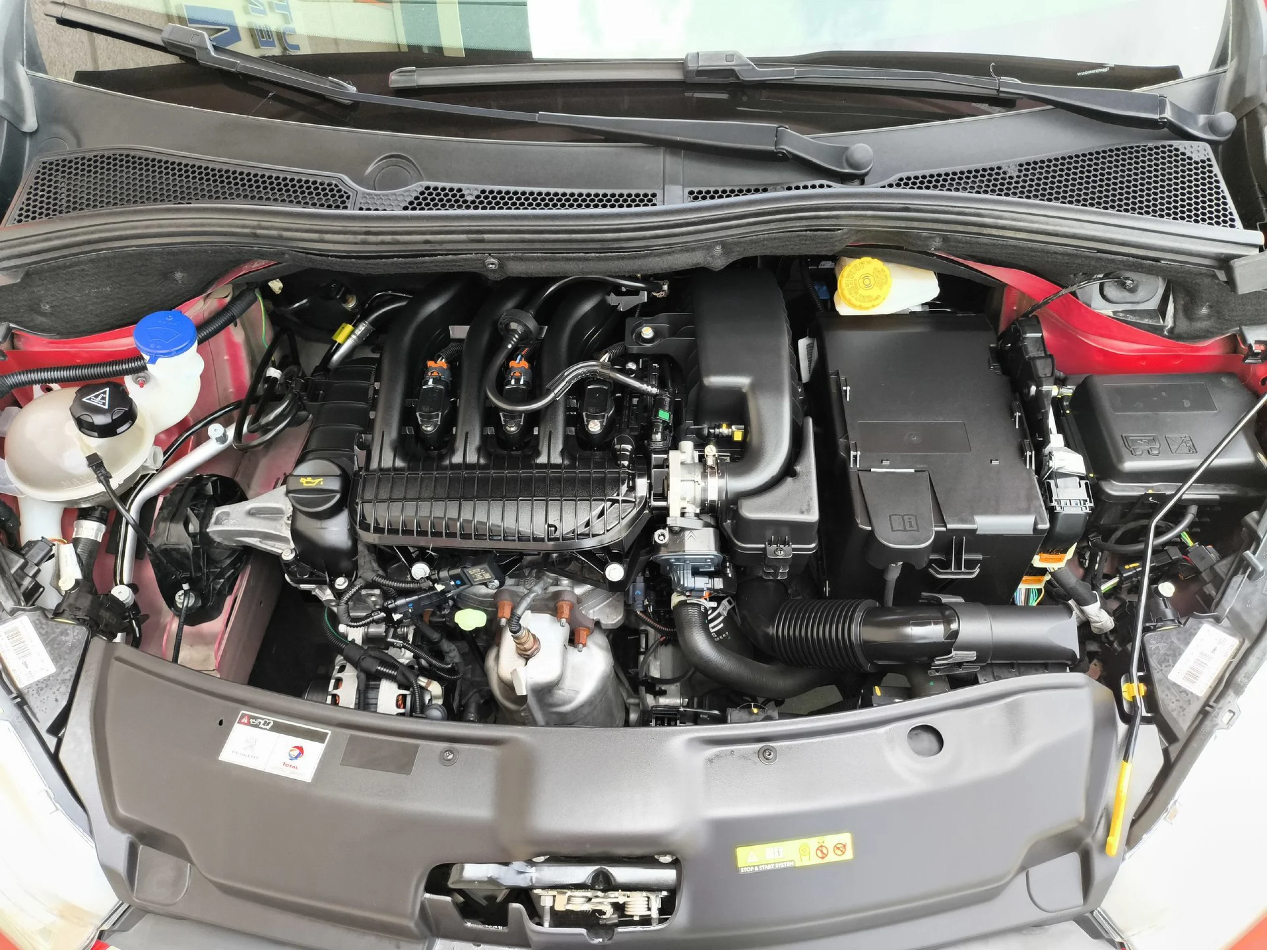 Peugeot 208 PureTech Signature 60 kW (82 CV) - Foto 31