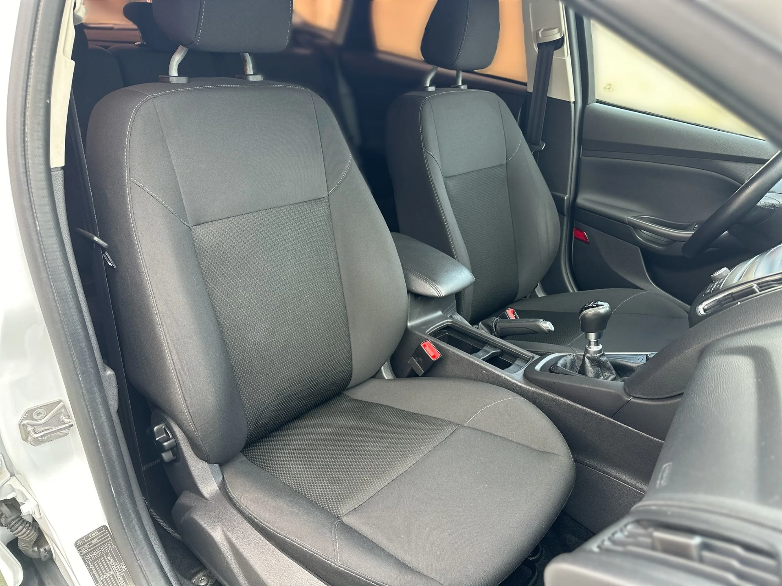 Ford Focus 1.5 TDCi Trend+ 88 kW (120 CV) - Foto 19
