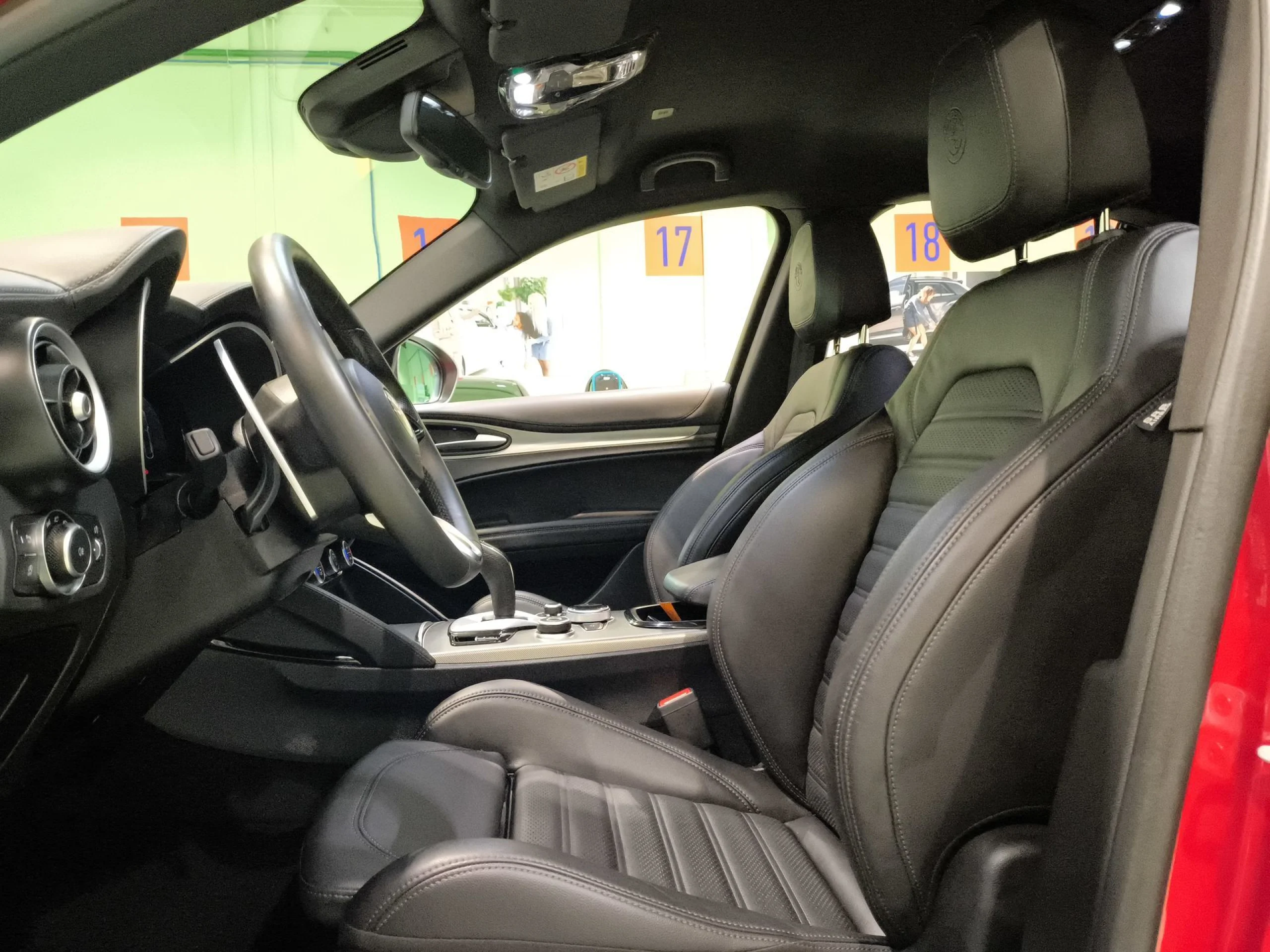 Alfa Romeo Stelvio 2.2 Diésel Veloce Q4 Auto 154 kW (210 CV) - Foto 8