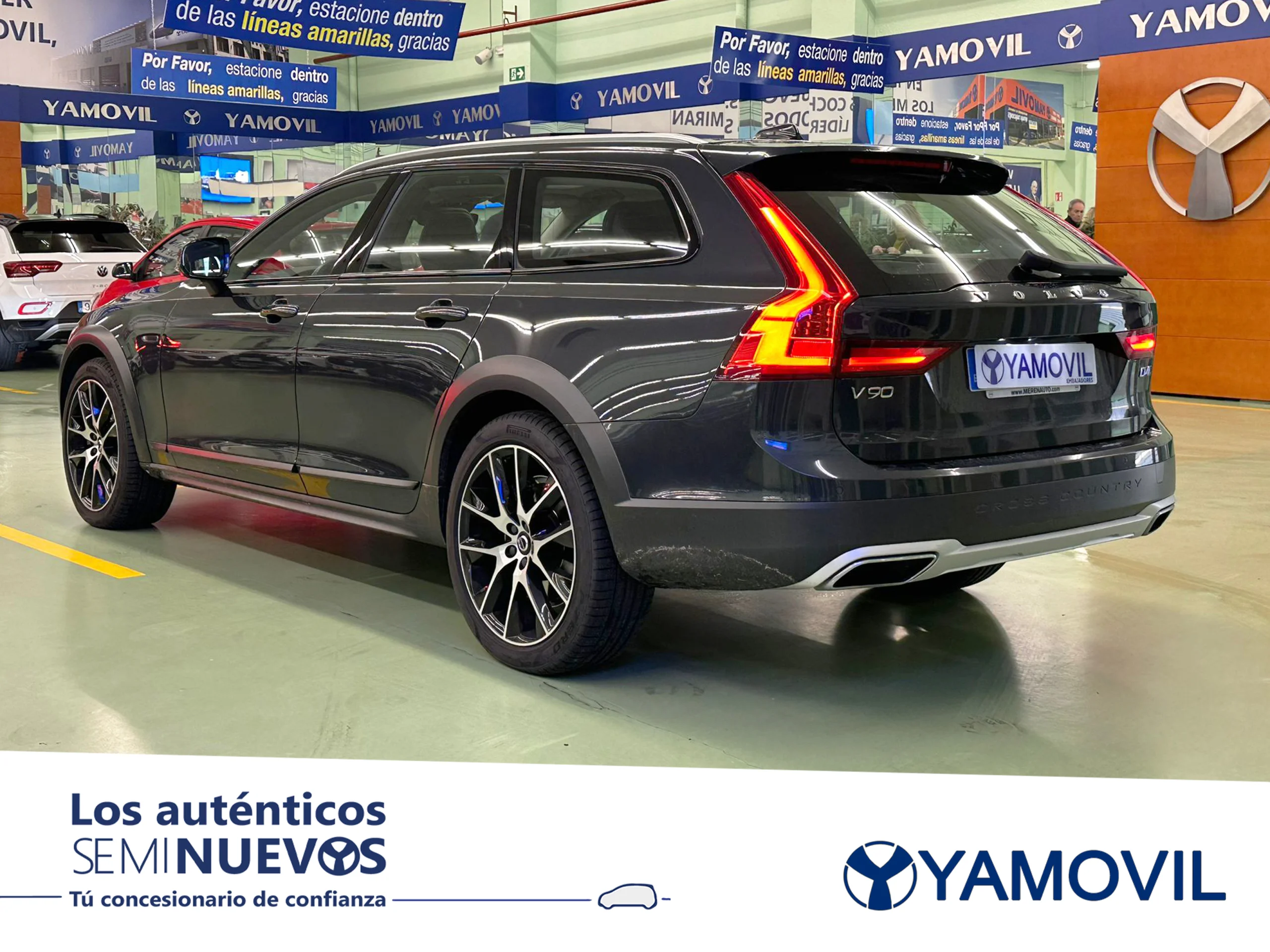 Volvo V90 Cross Country D4 Pro AWD Auto 140 kW (190 CV) - Foto 4
