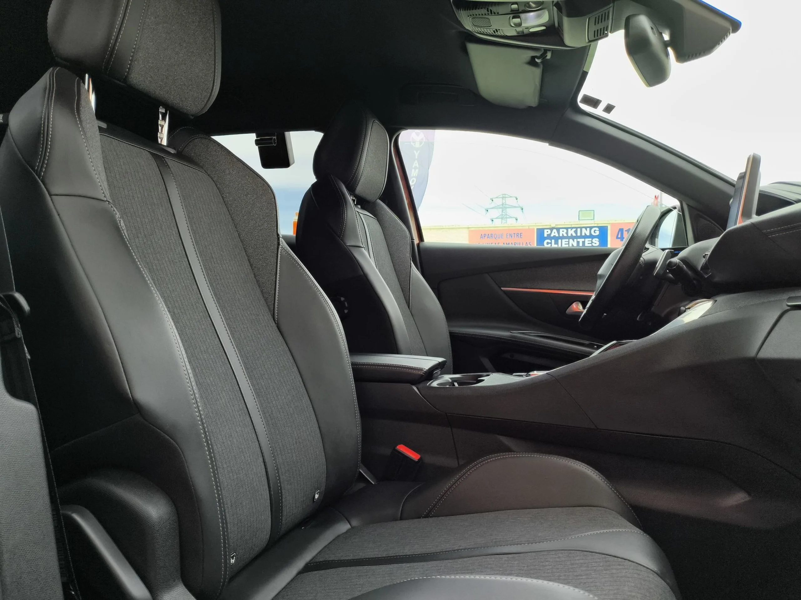 Peugeot 3008 PureTech 130 SANDS GT Line EAT8 96 kW (130 CV) - Foto 30