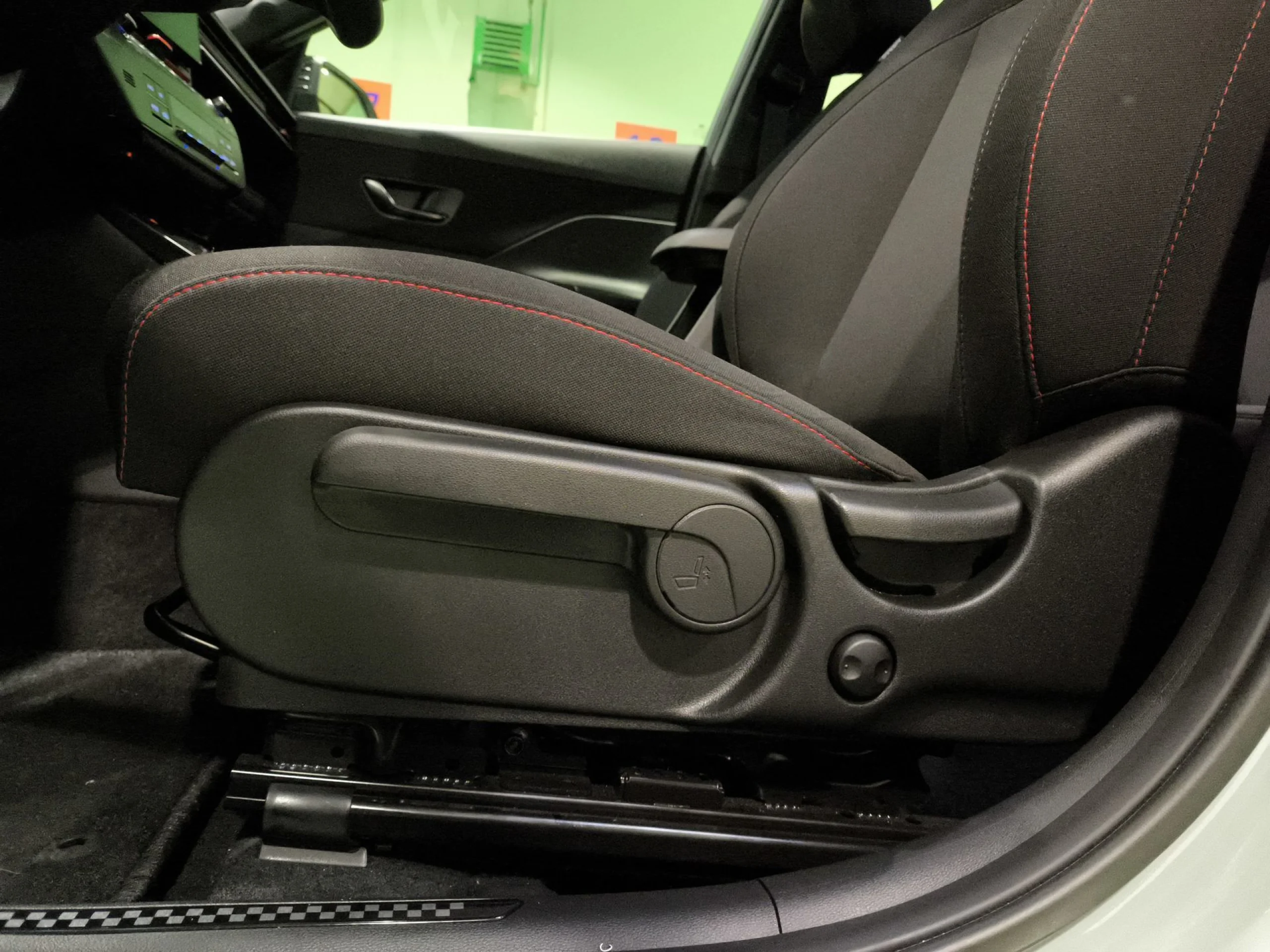 Hyundai Kona 1.6 GDI HEV N Line DT 95 kW (129 CV) - Foto 9