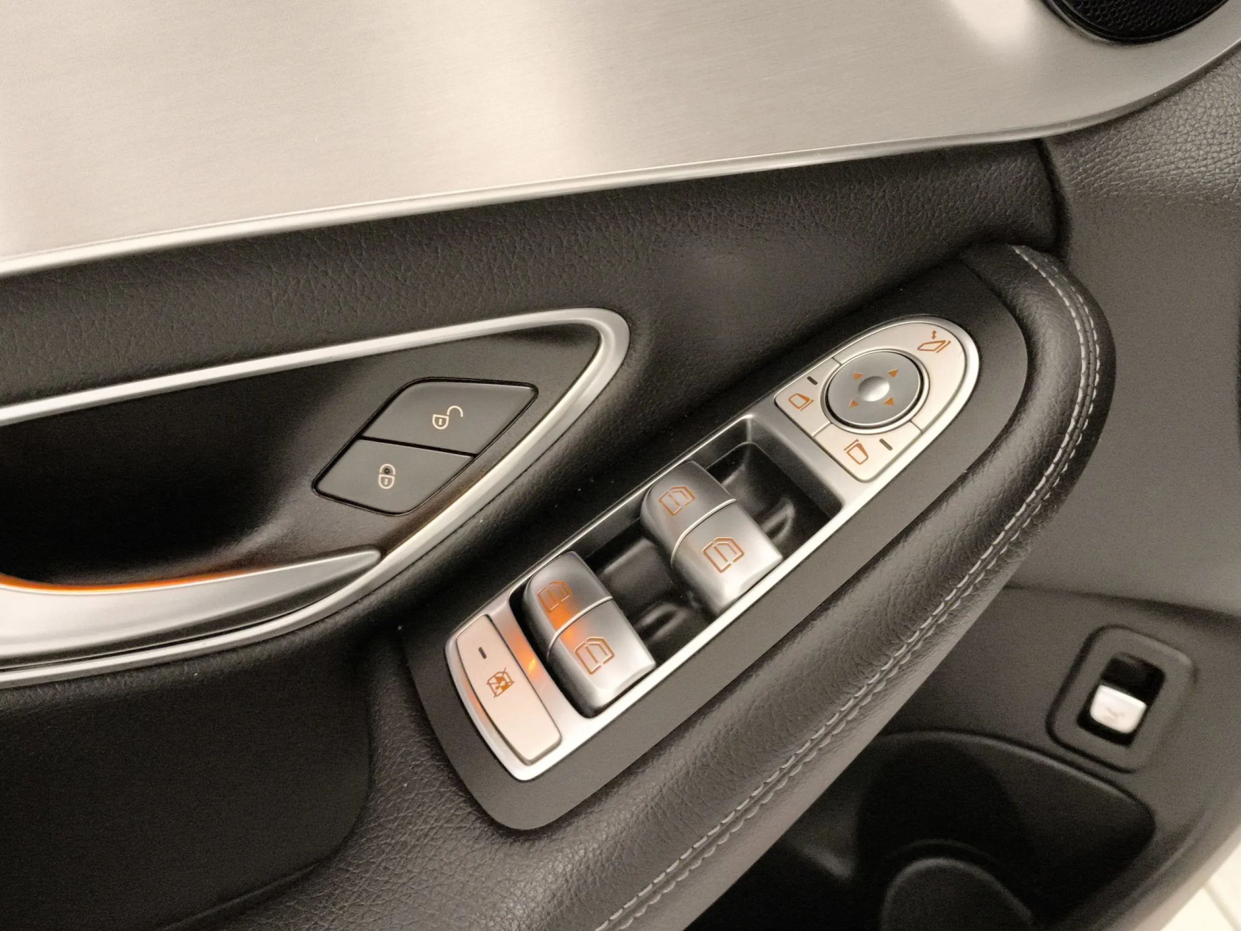 Mercedes-Benz Clase C C 220 d 143 kW (194 CV) - Foto 10