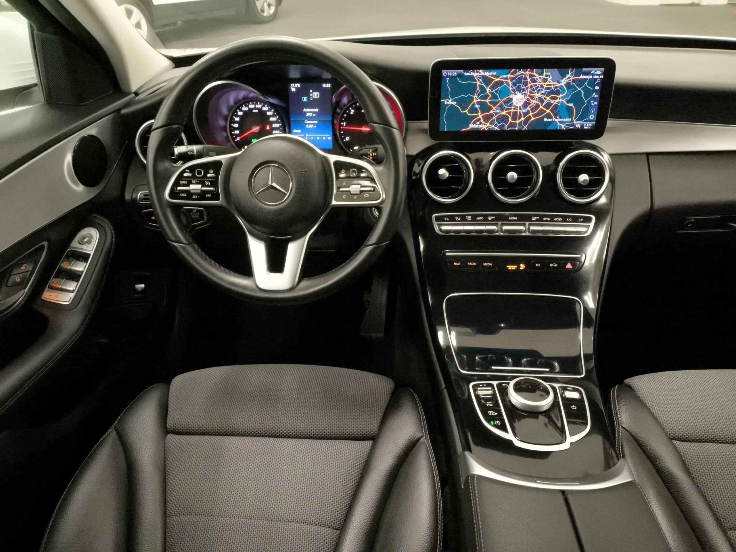 Mercedes-Benz Clase C C 220 d 143 kW (194 CV) - Foto 18