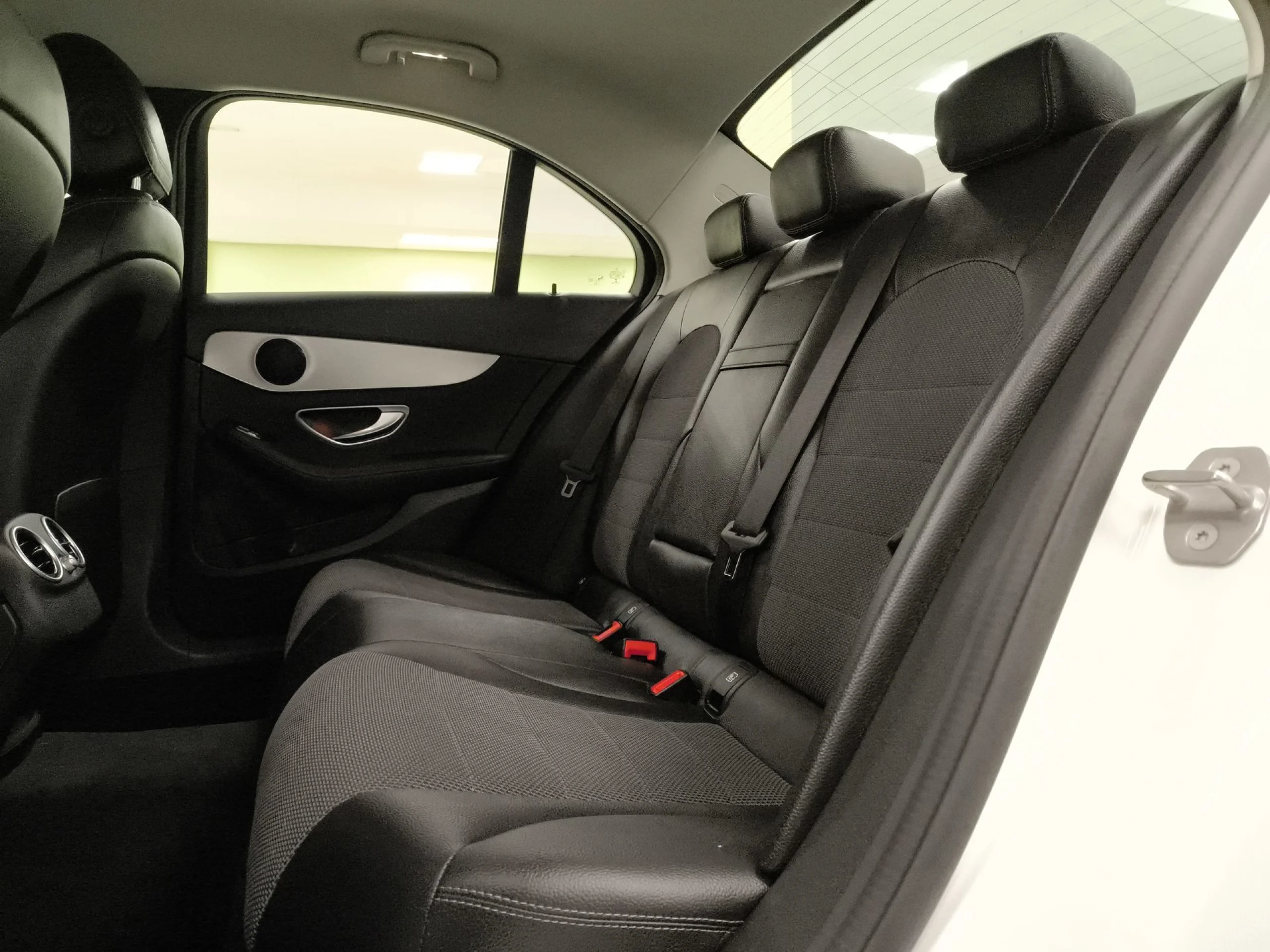 Mercedes-Benz Clase C C 220 d 143 kW (194 CV) - Foto 19