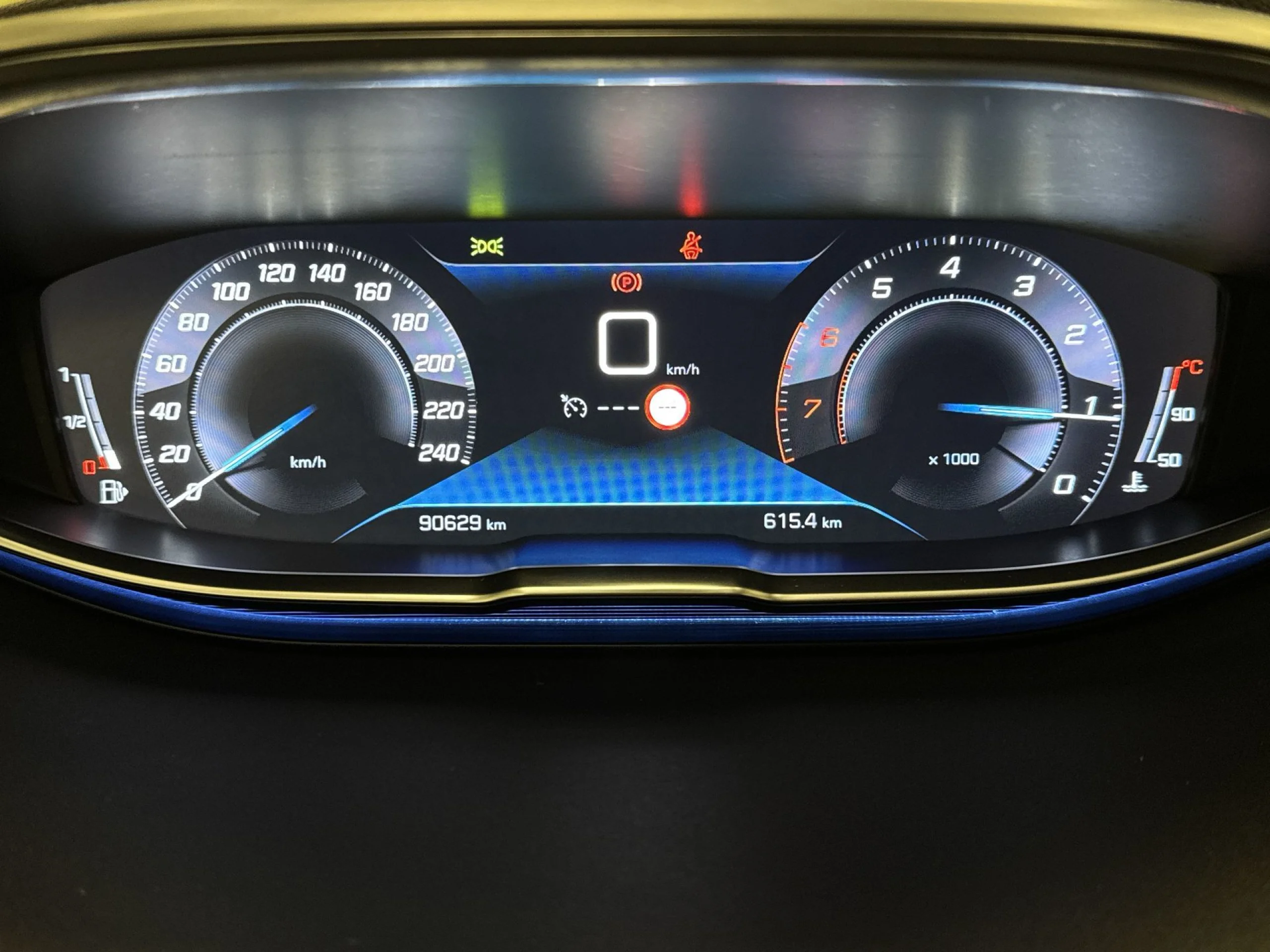 Peugeot 3008 PureTech 130 SANDS Allure 96 kW (130 CV) - Foto 14